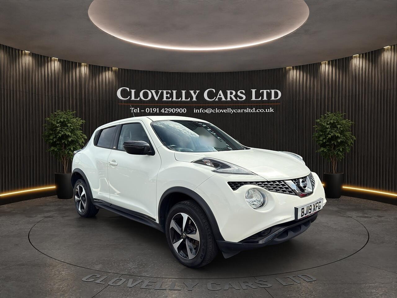 2019 Nissan Juke in White for sale