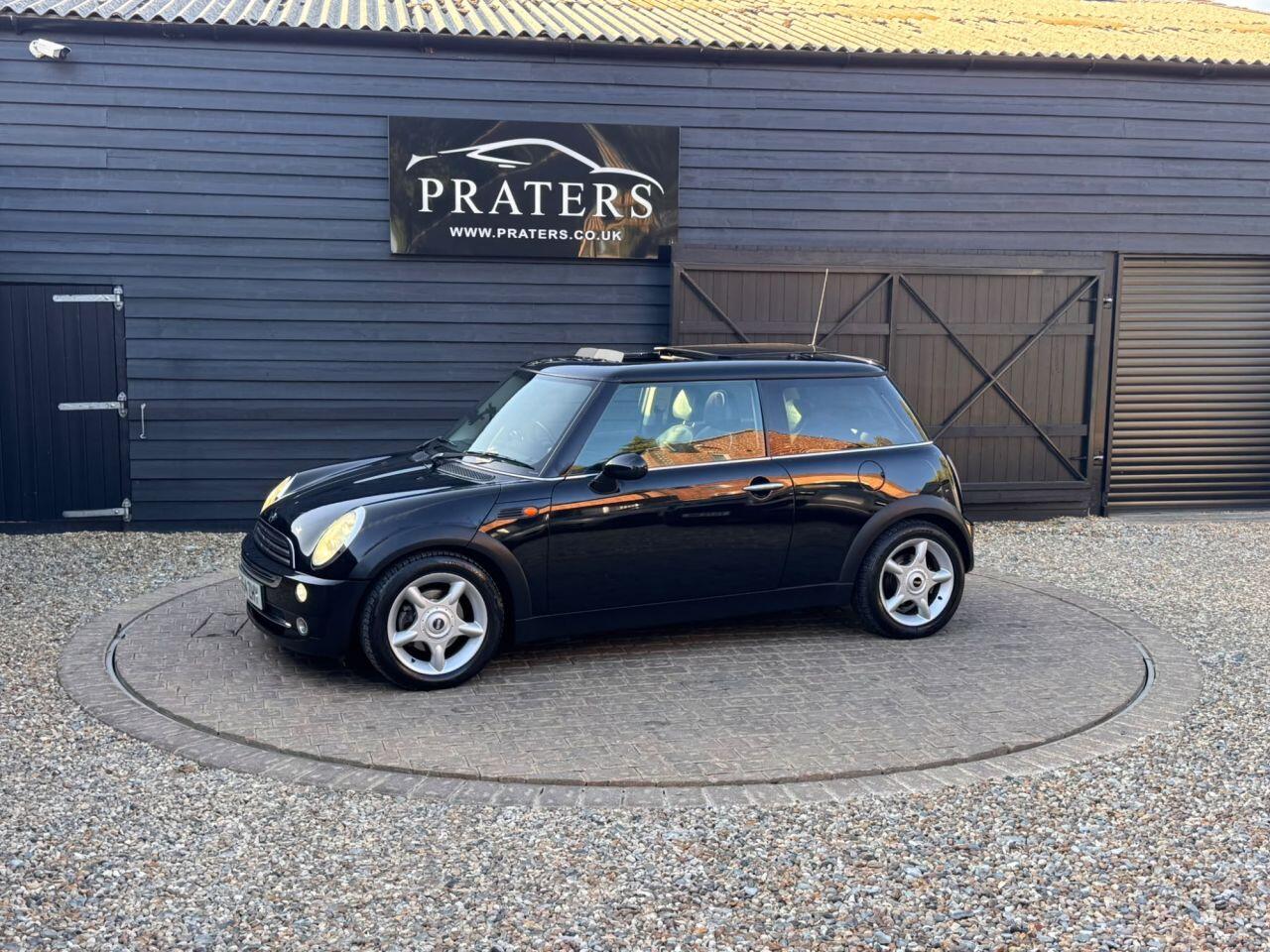 Mini Hatch view 22