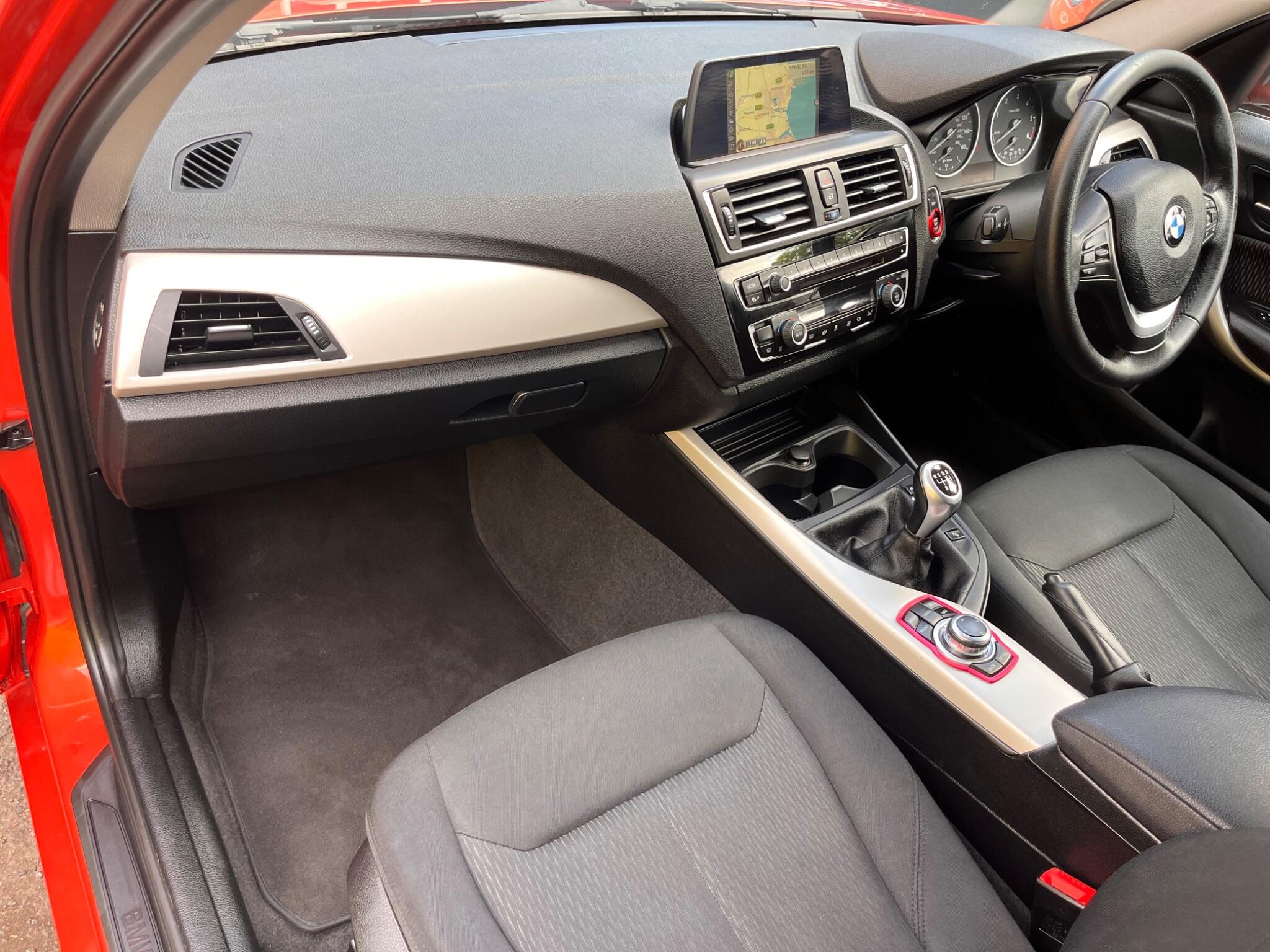 BMW 1 Series view 26