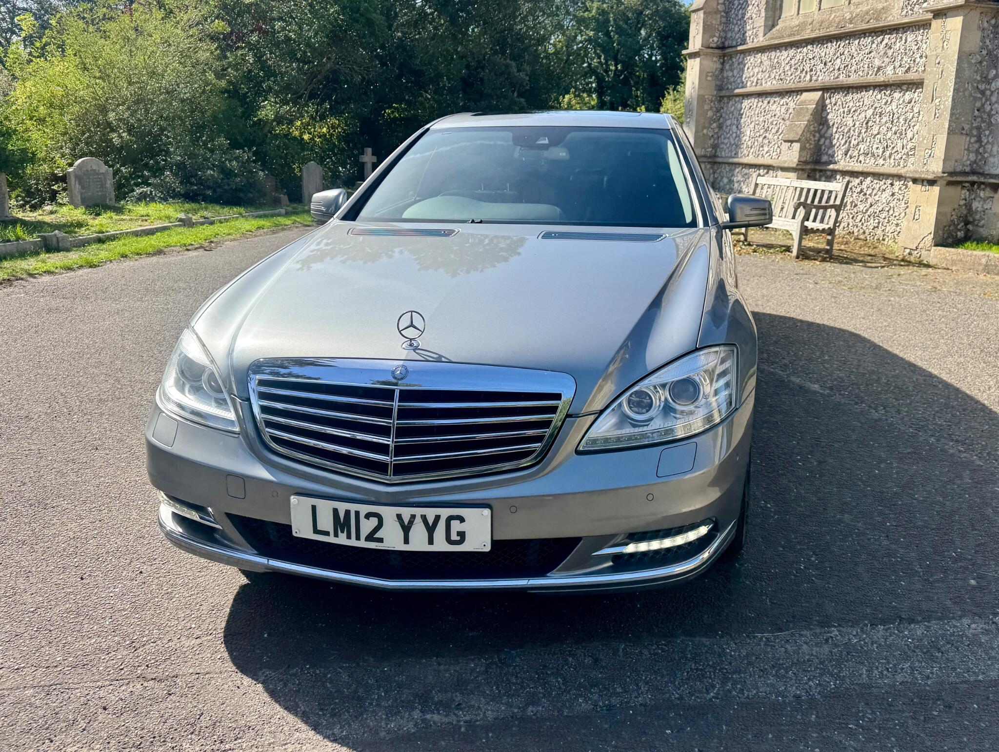 Mercedes-Benz S-Class view 75