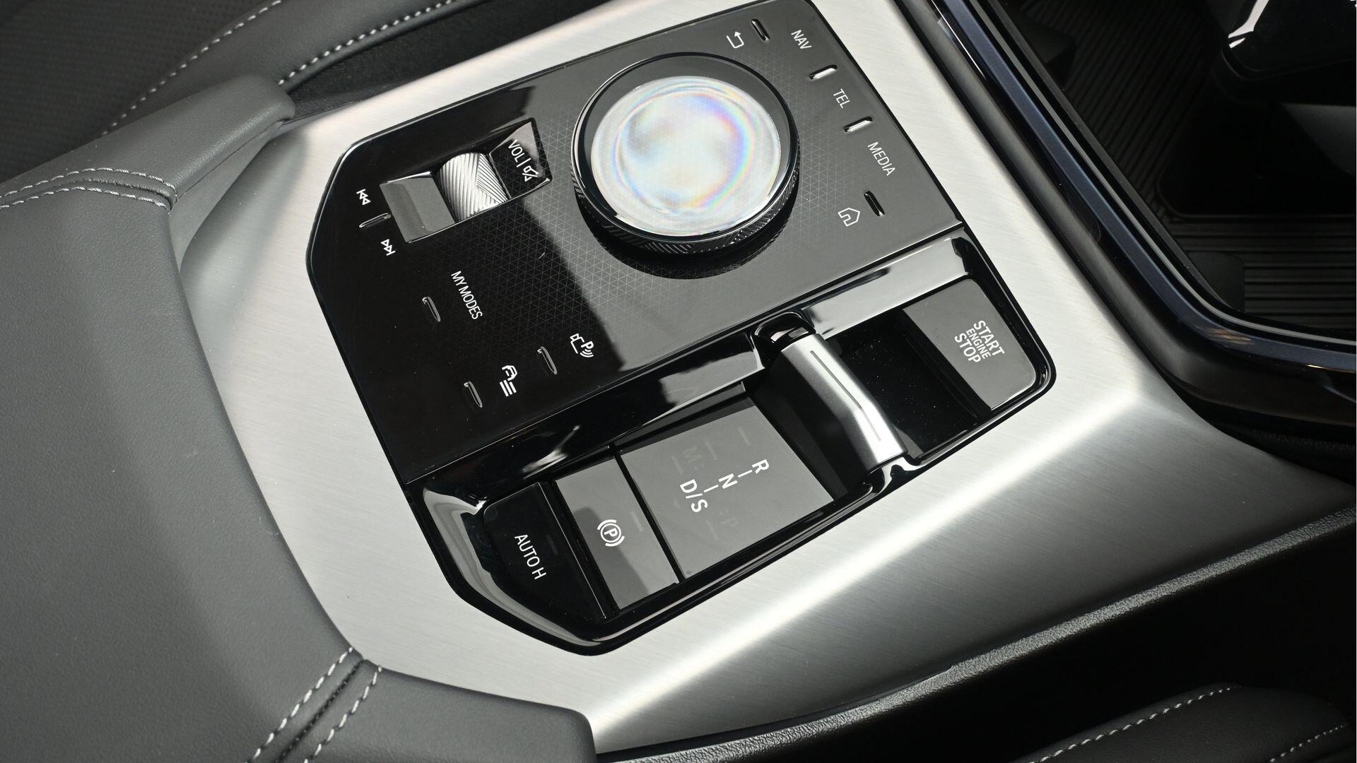 BMW X3 view 10