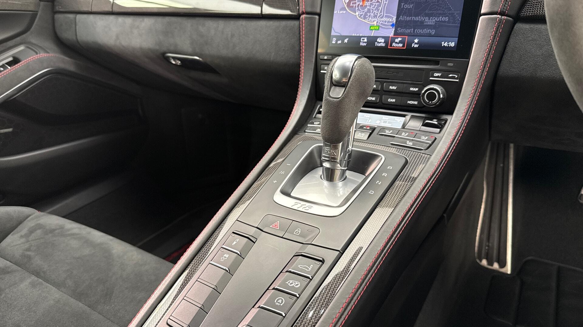 Porsche Cayman view 12