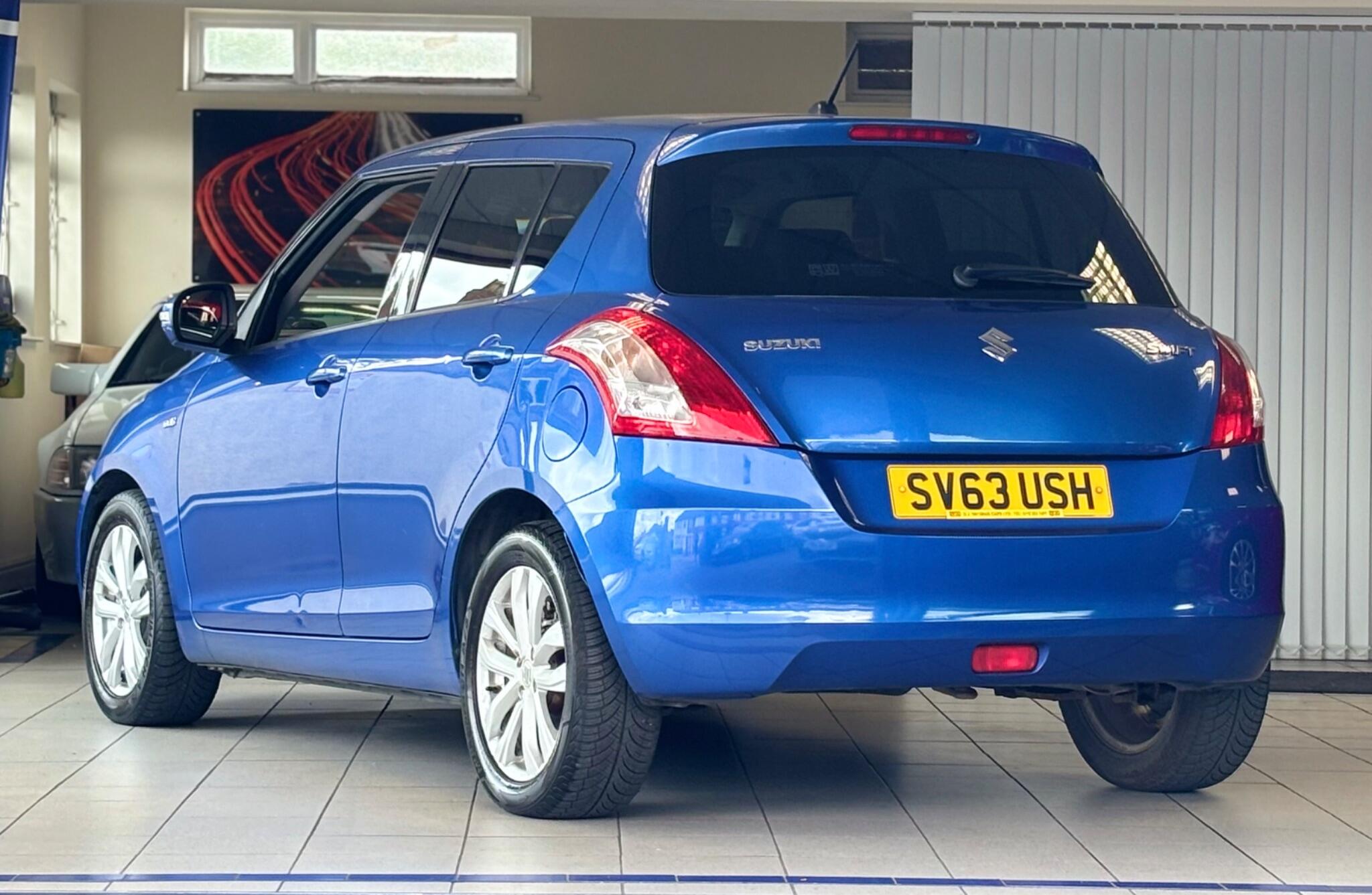 Suzuki Swift view 4