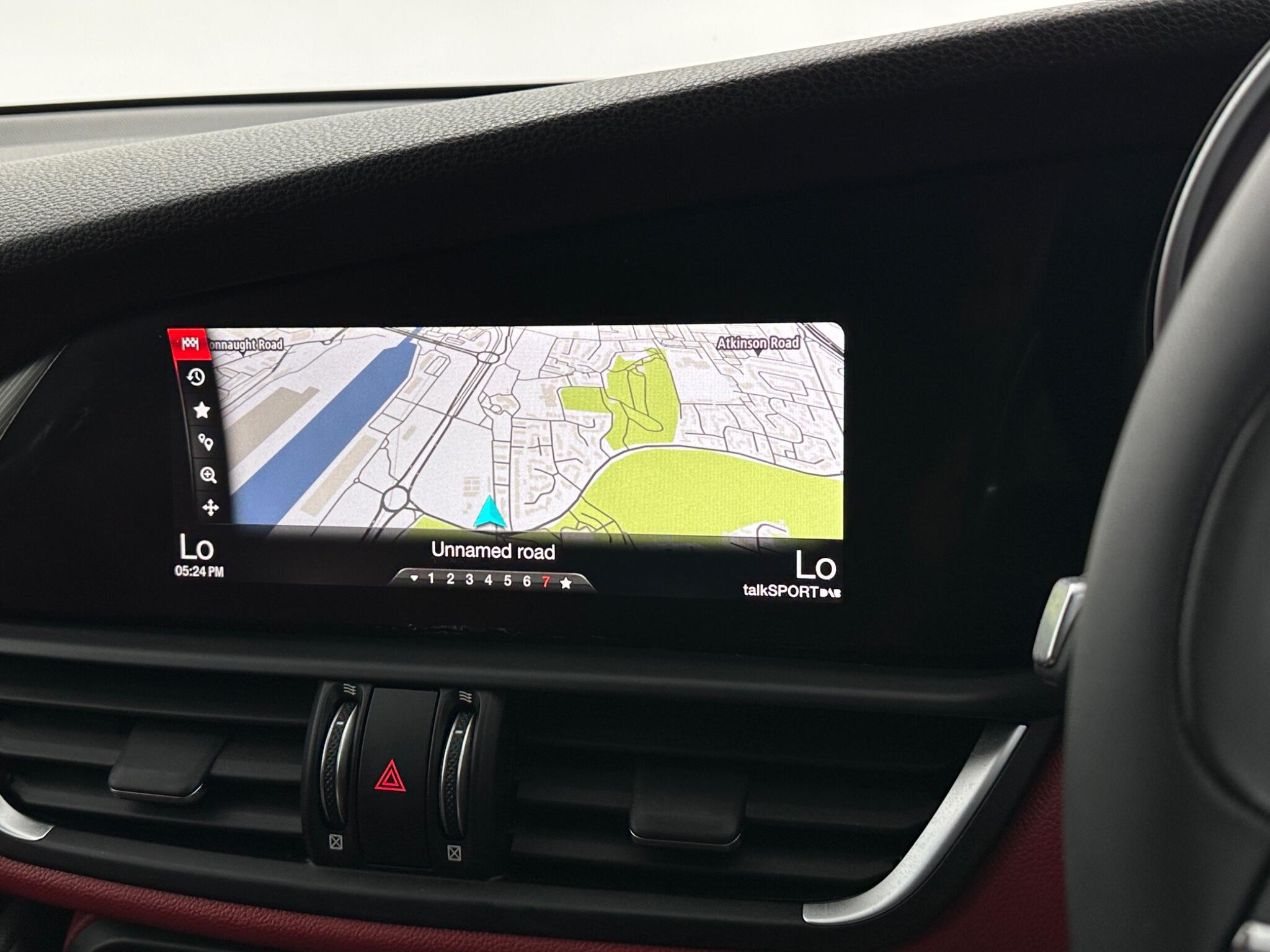 Alfa Romeo Giulia view 23