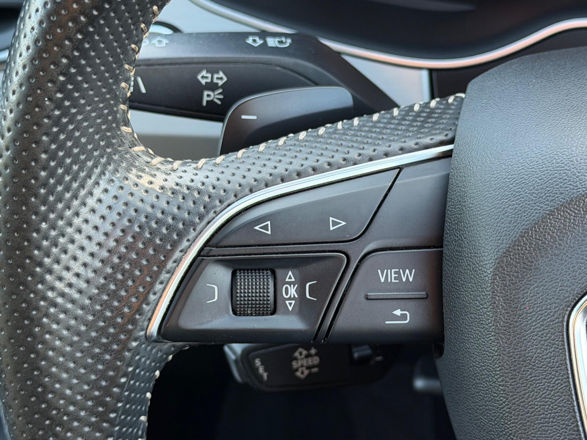 Audi Q7 view 25