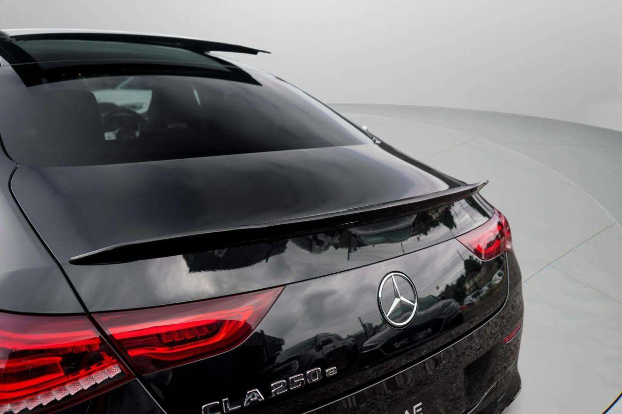 Mercedes-Benz Cla view 13