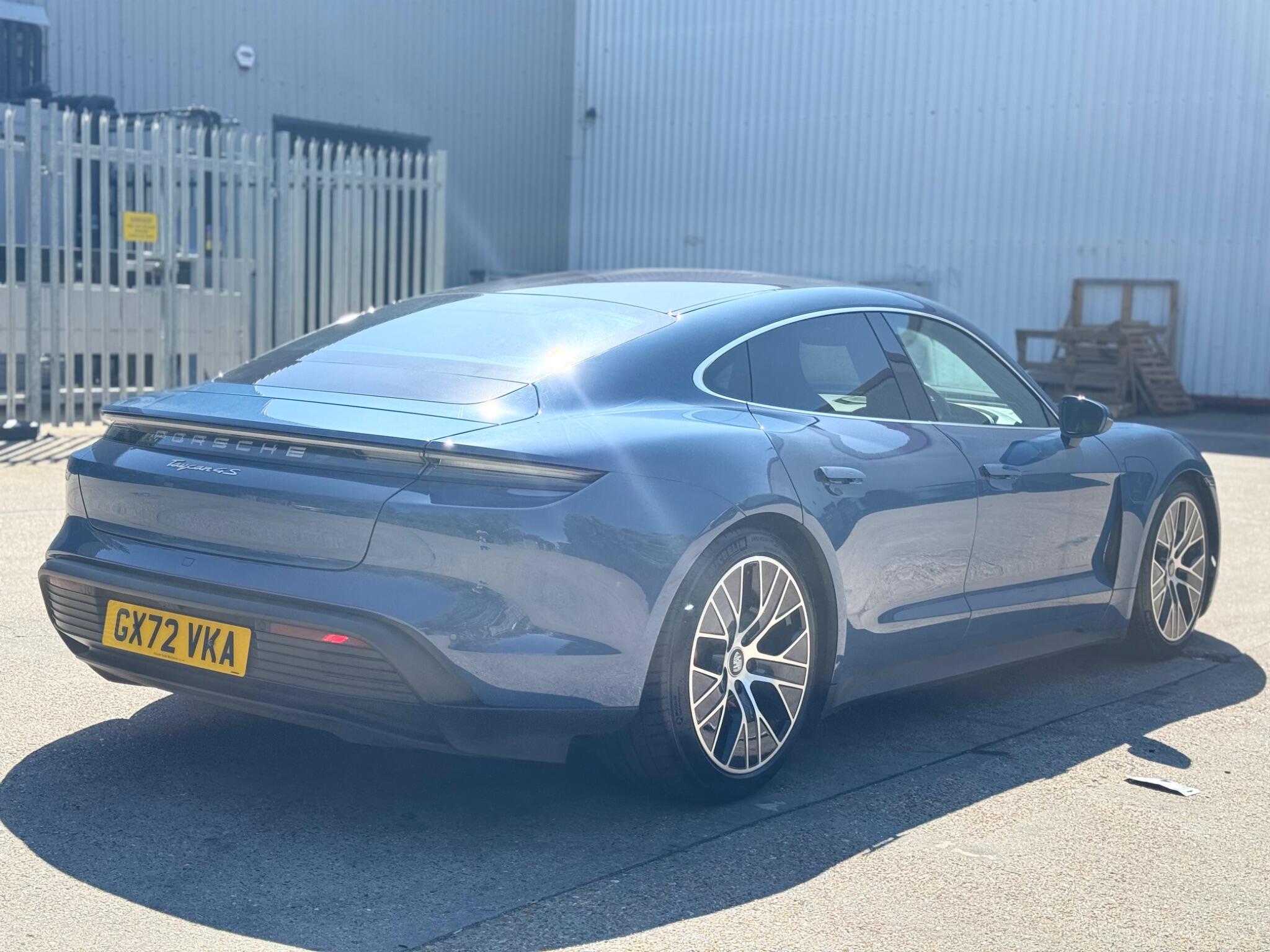 Porsche Taycan view 11