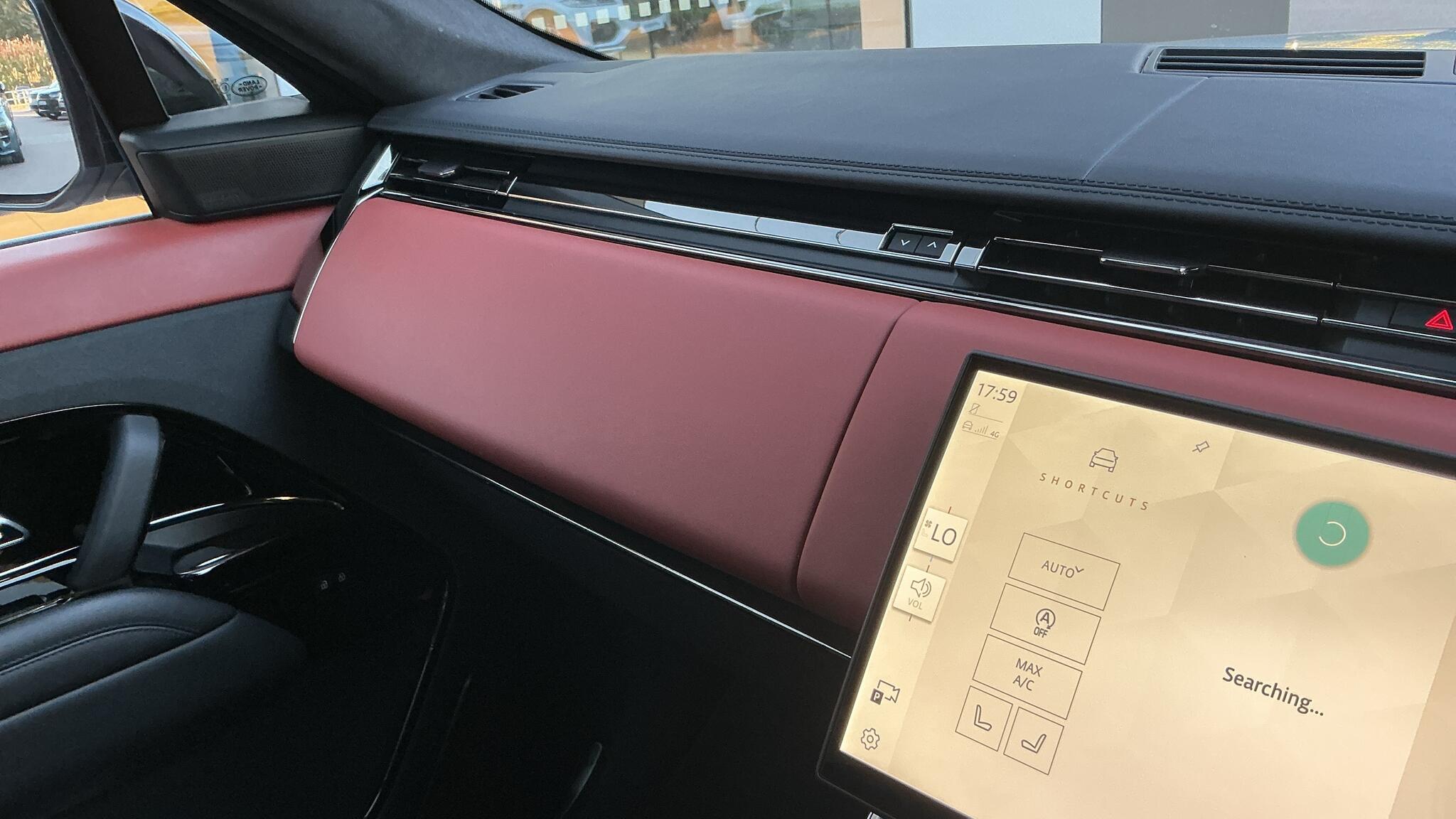 Land Rover Range Rover Sport view 24