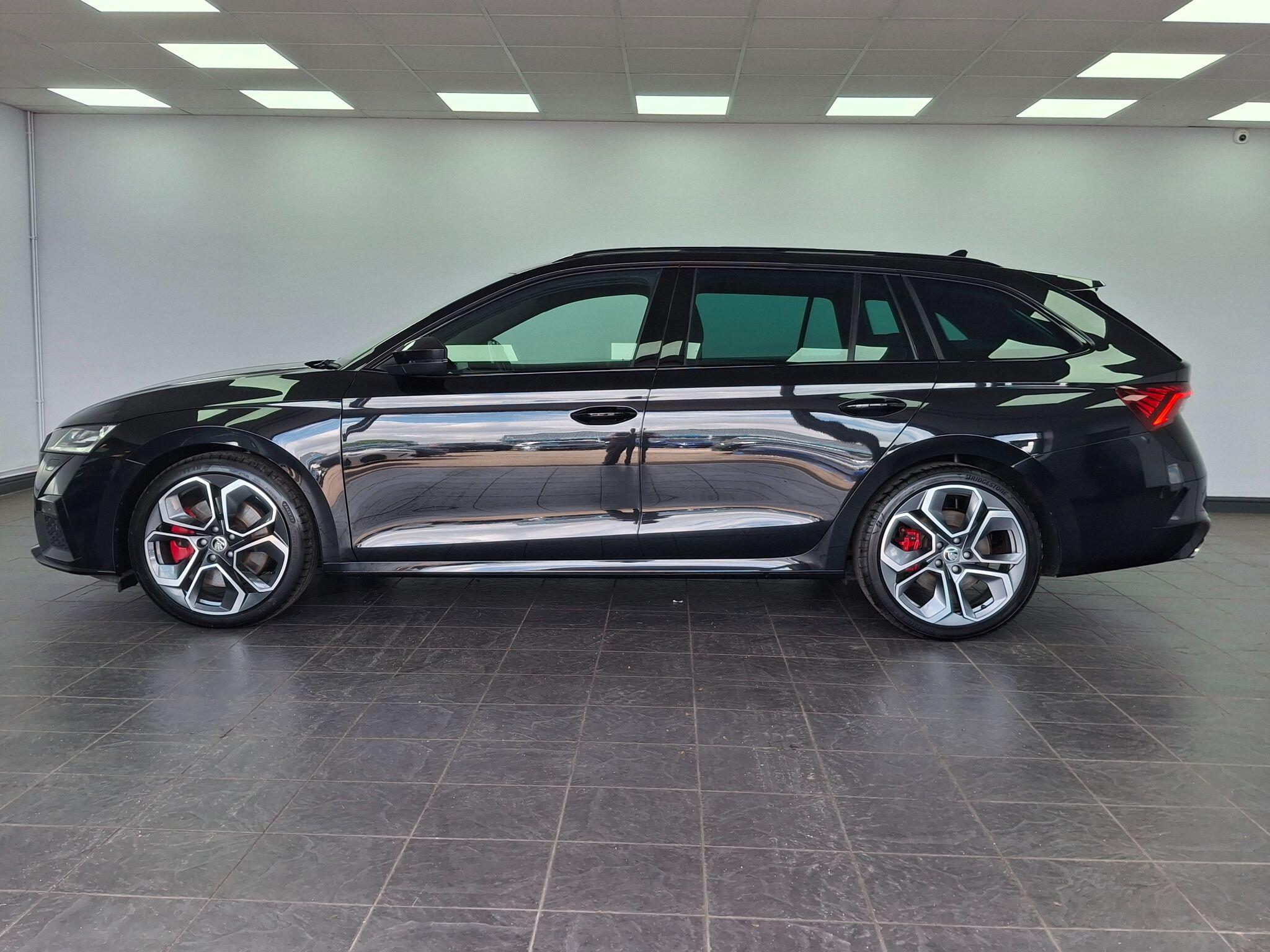 Skoda Octavia view 2