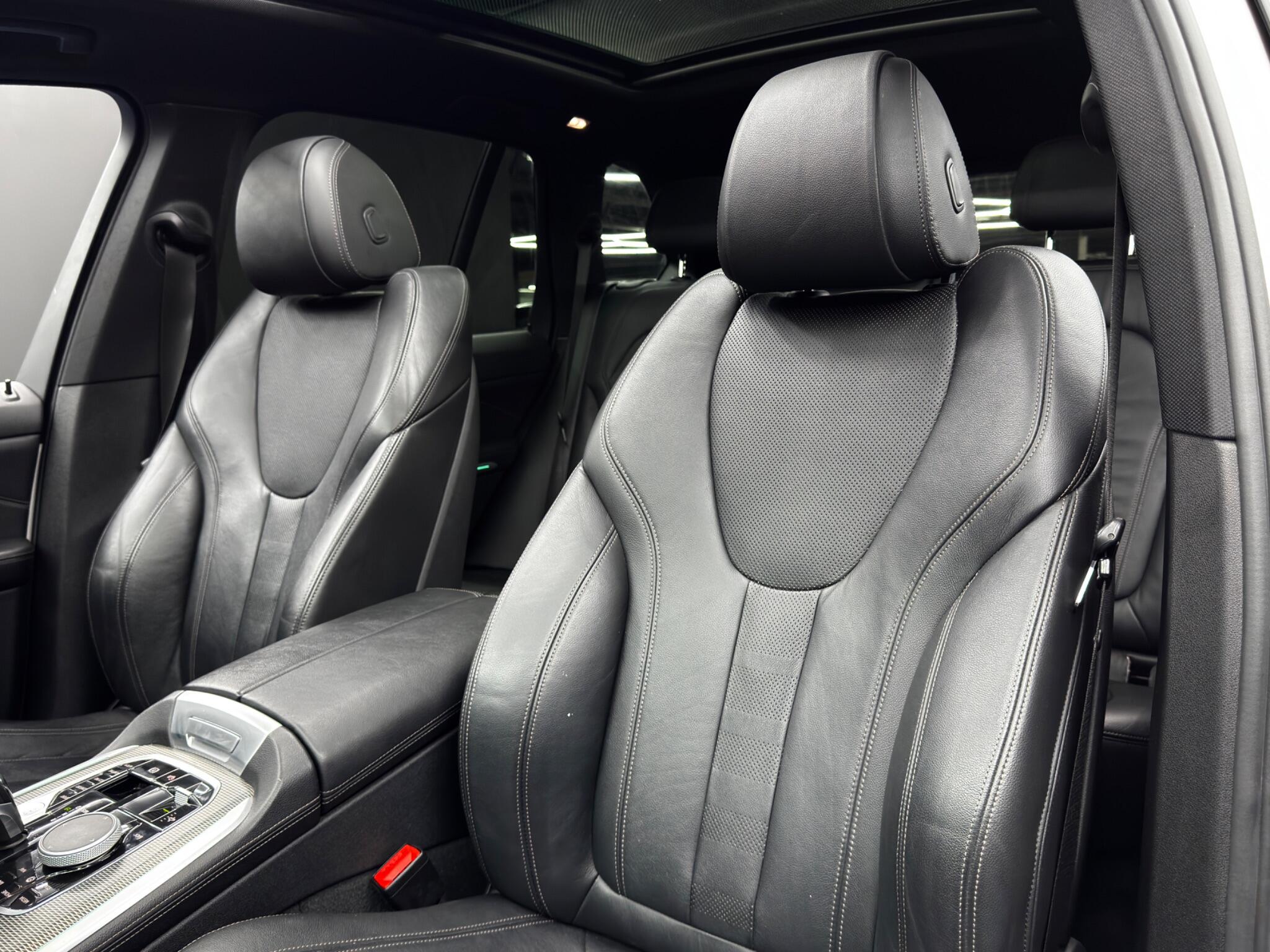 BMW X5 view 15