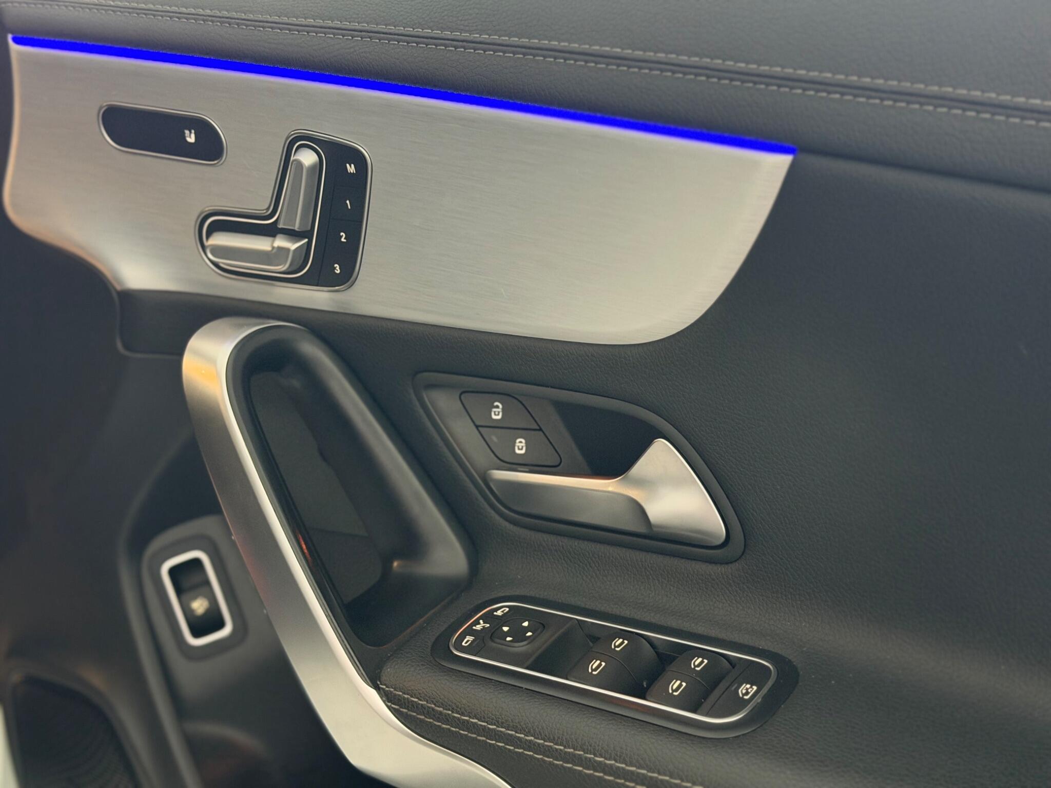 Mercedes-Benz Cla view 20