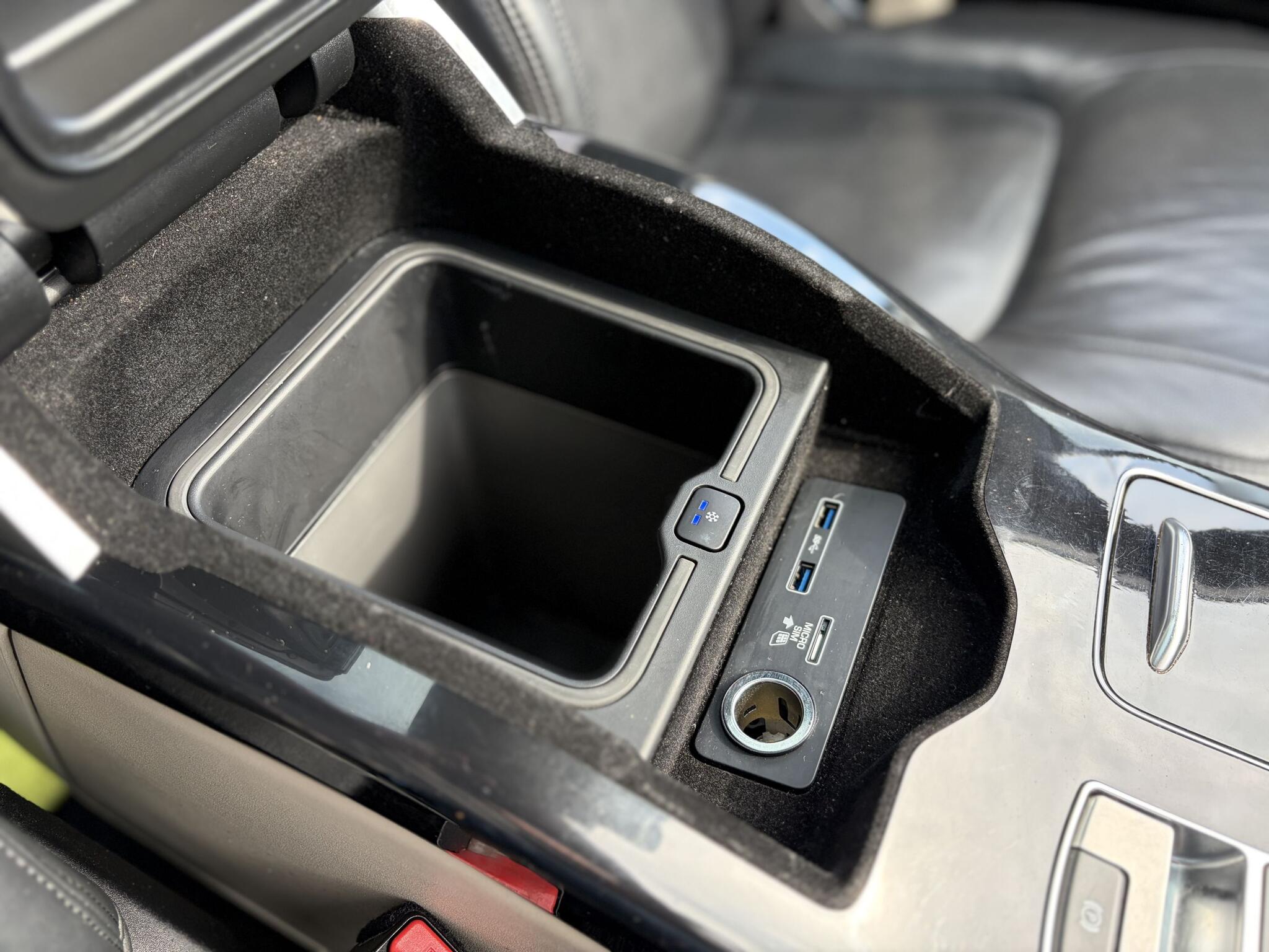 Land Rover Range Rover view 28