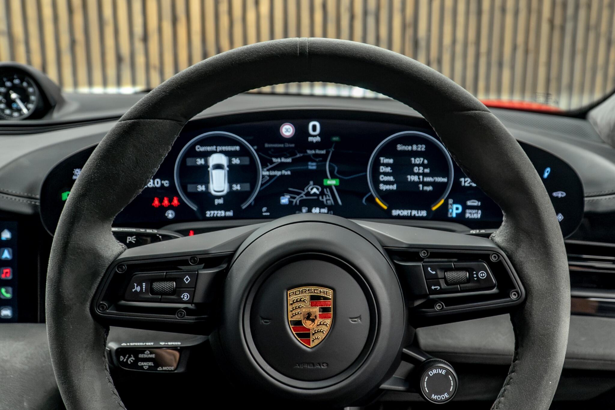 Porsche Taycan view 33