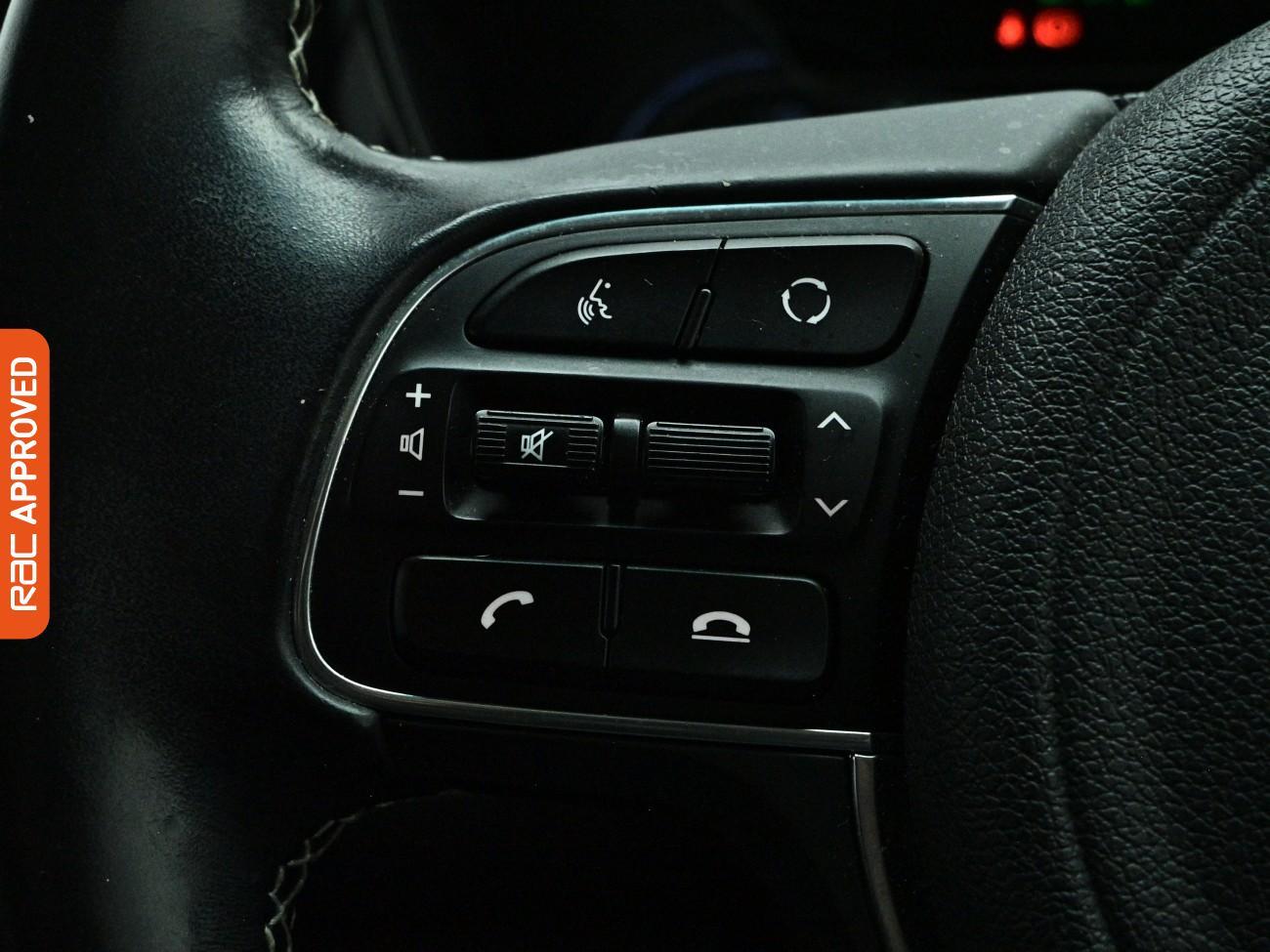 Kia Niro view 25