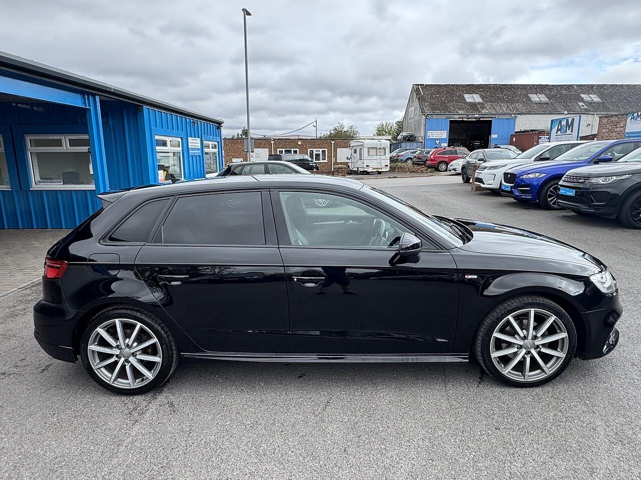 Audi A3 view 8