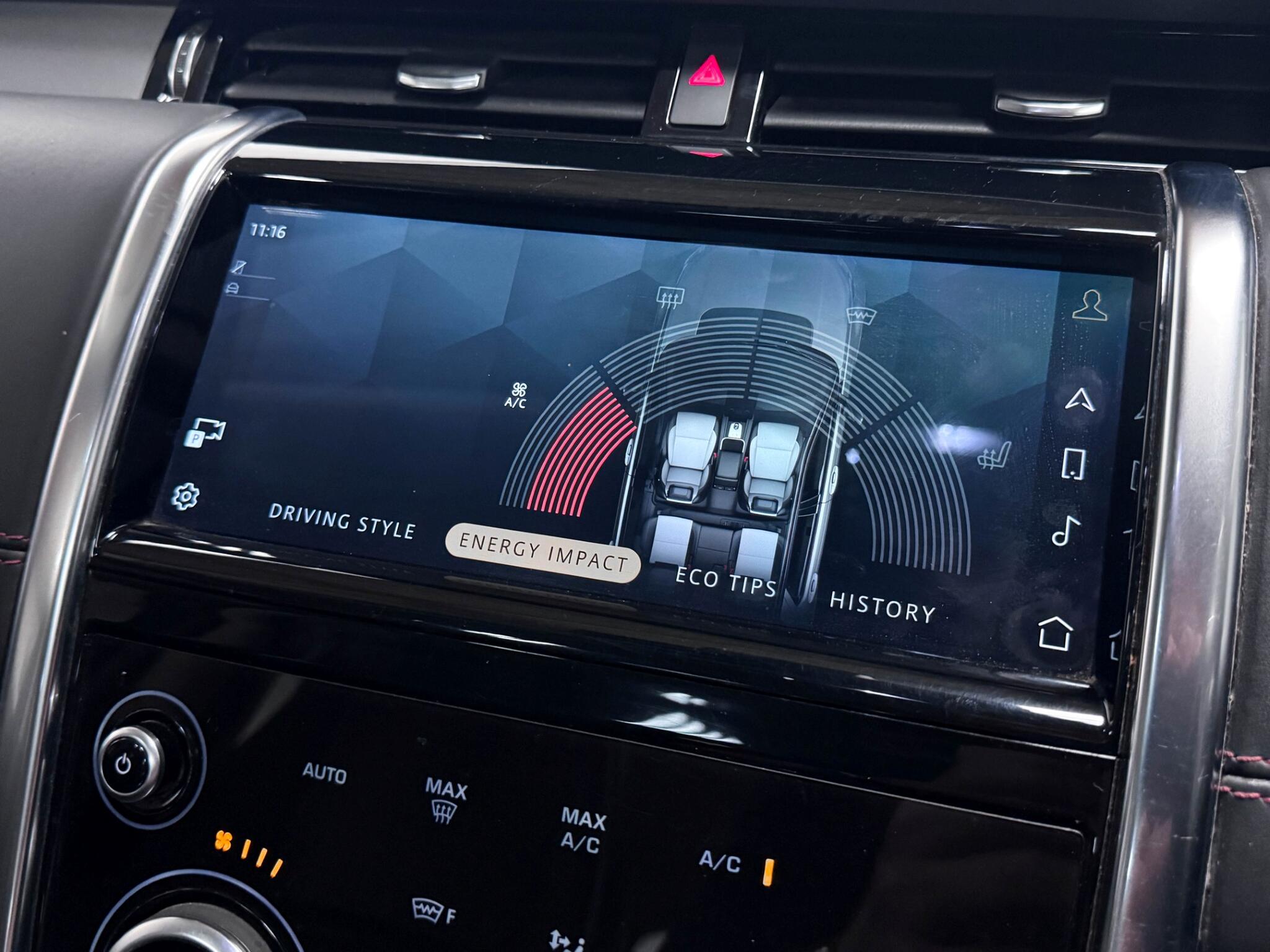 Land Rover Discovery Sport view 62