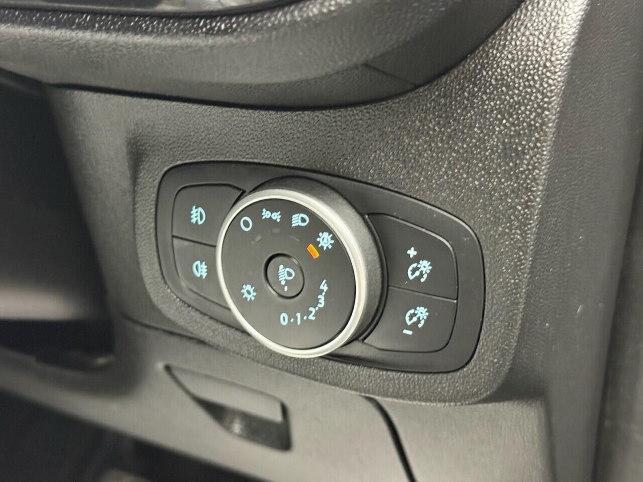 Ford Fiesta view 11