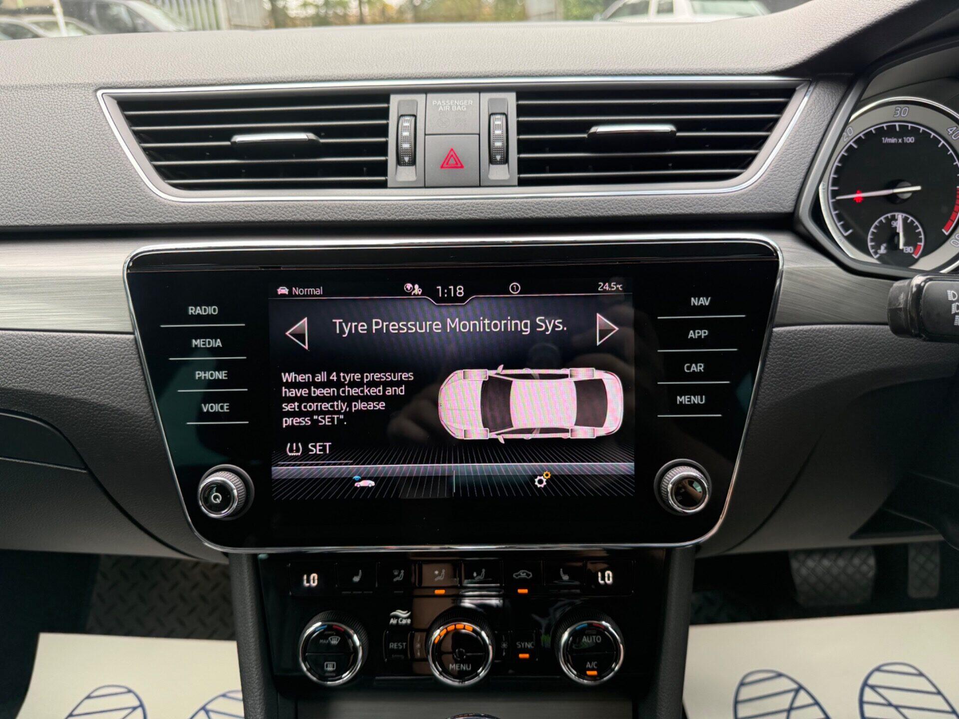 Skoda Superb view 51
