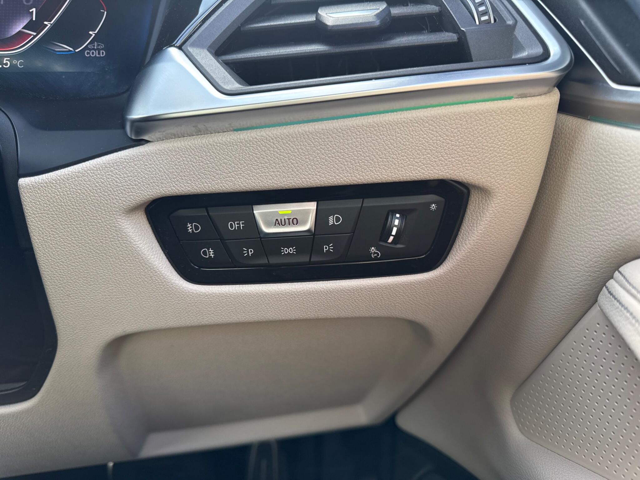 BMW 4 Series view 18