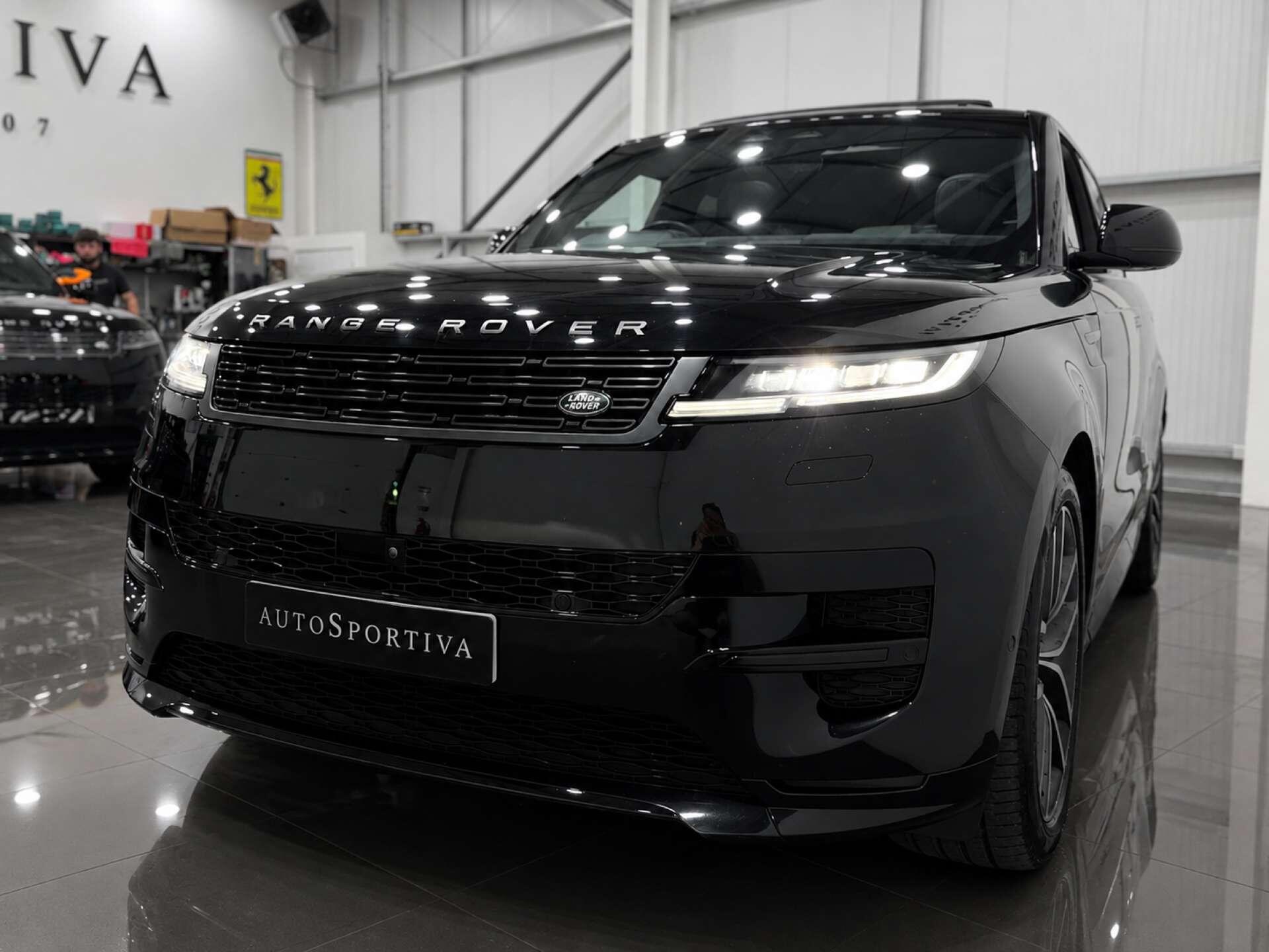 Land Rover Range Rover Sport view 8