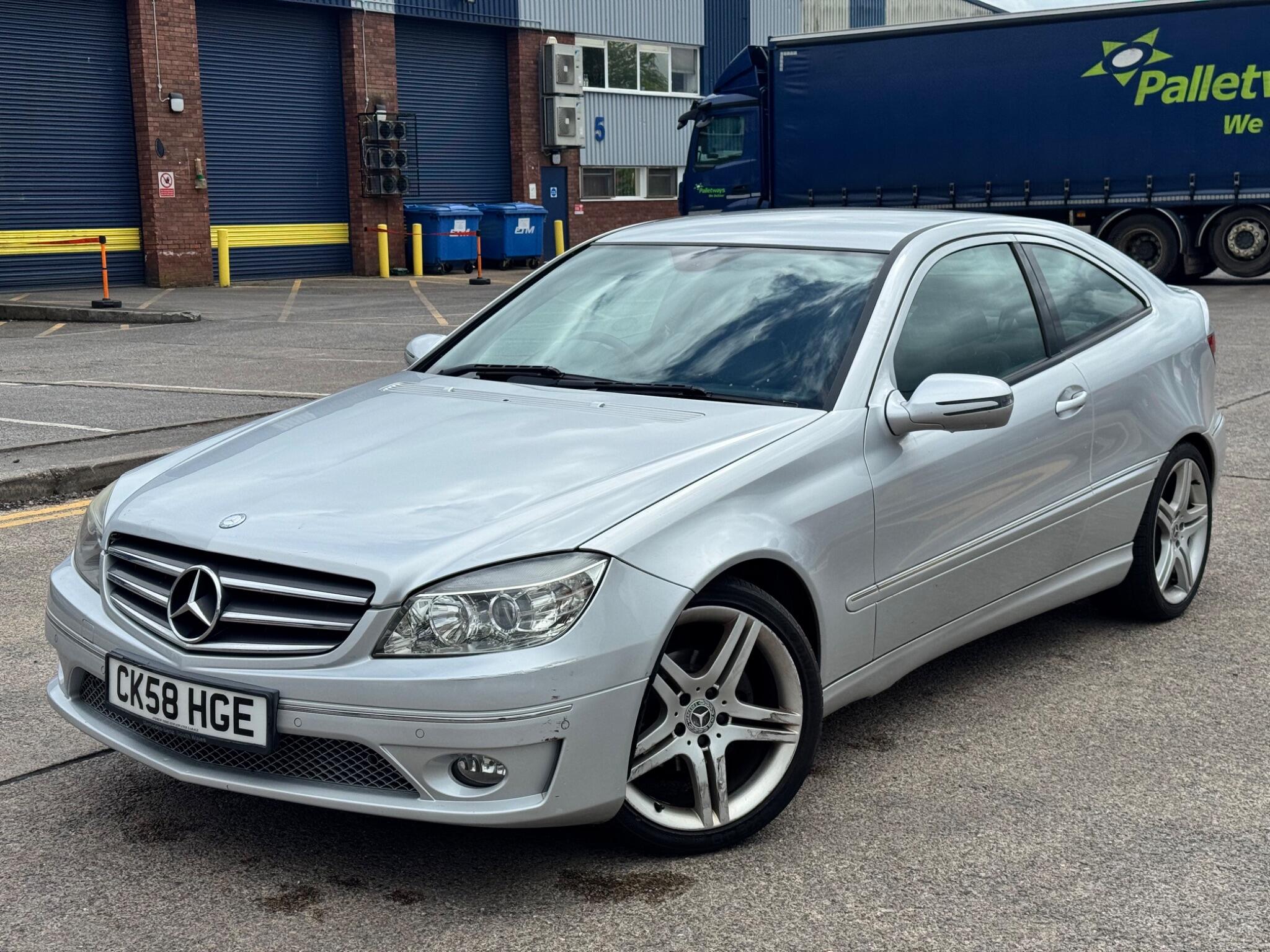 Mercedes-Benz CLC view 3