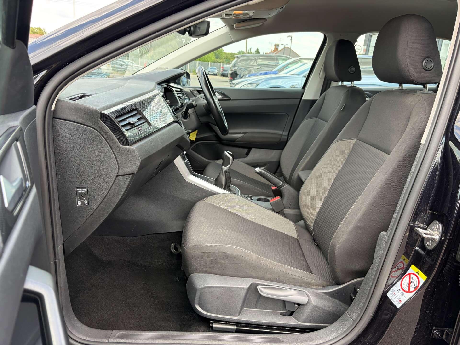 Volkswagen Polo view 15