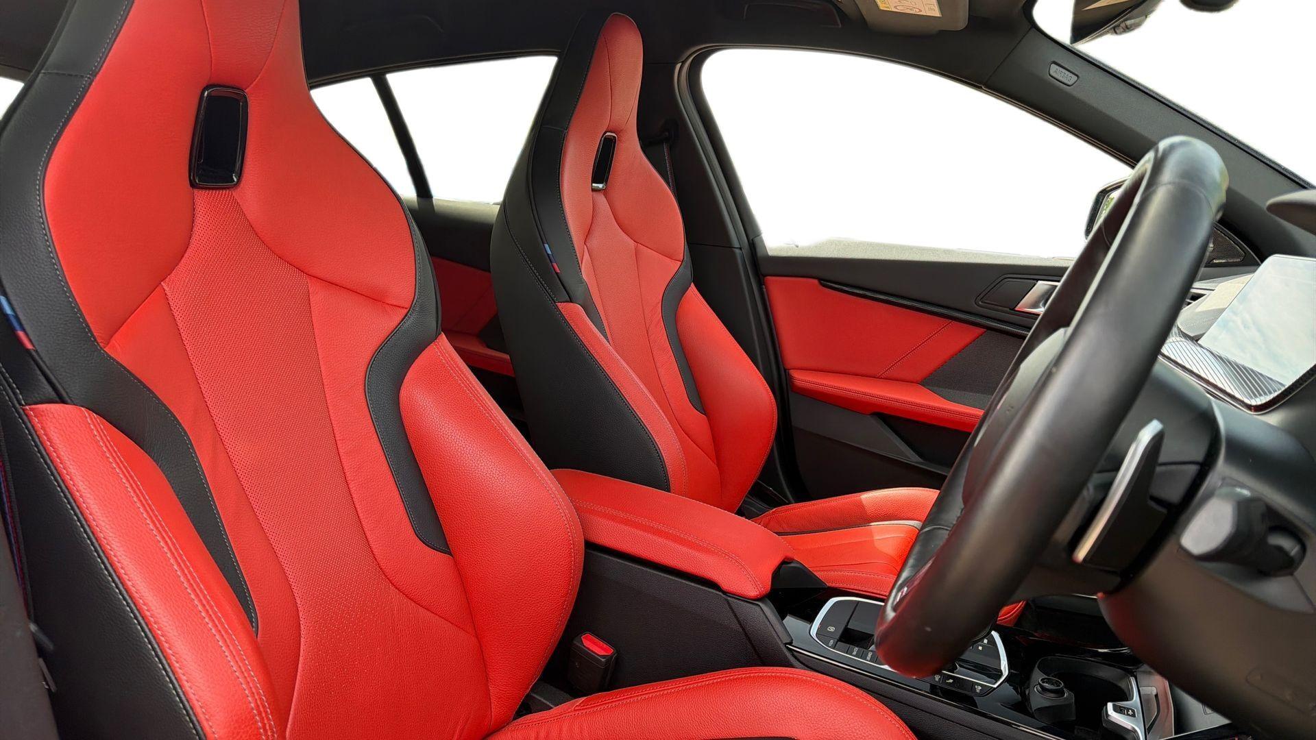 BMW 1 Series view 11