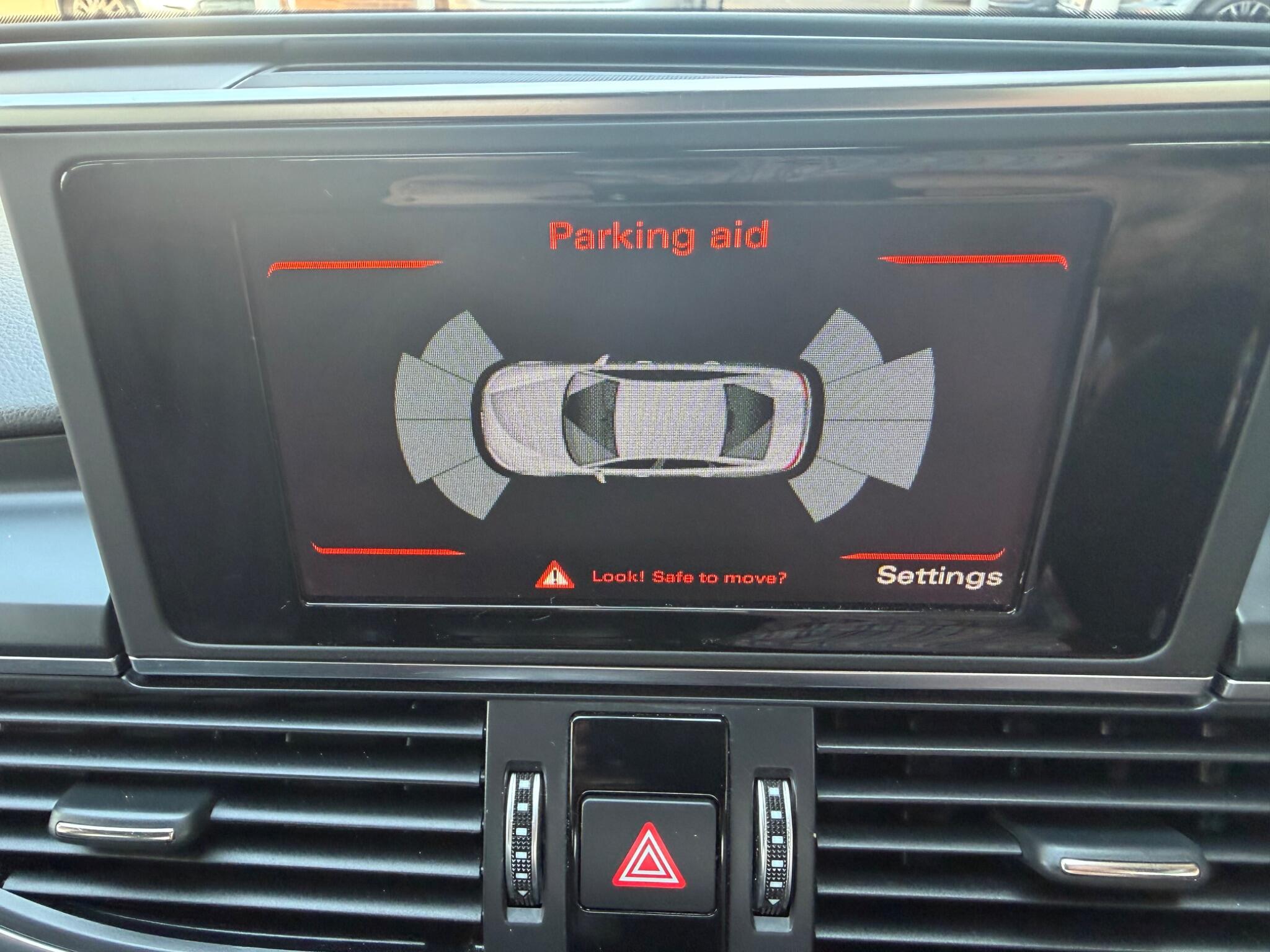 Audi A6 view 6