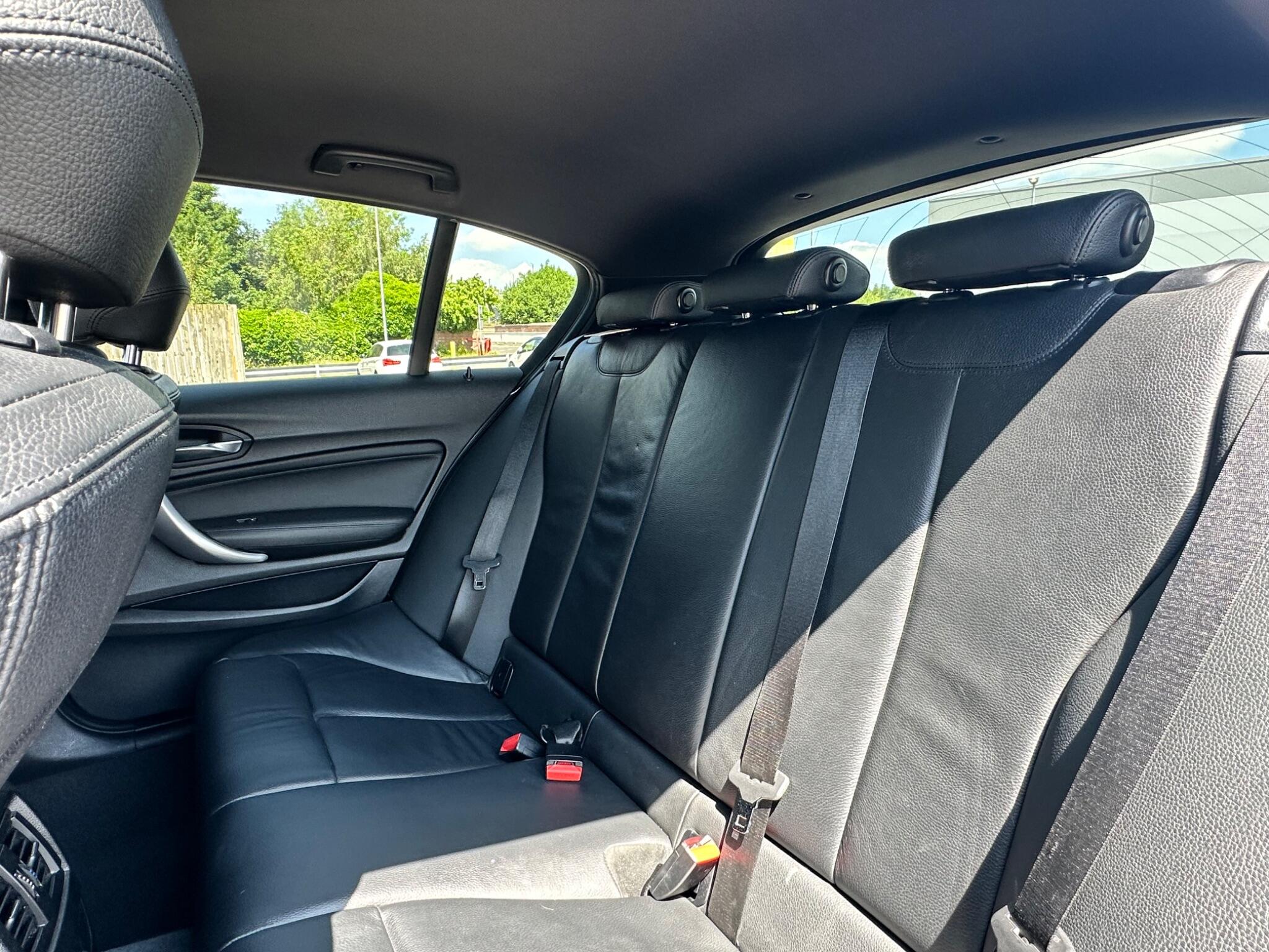 BMW 1 Series view 33