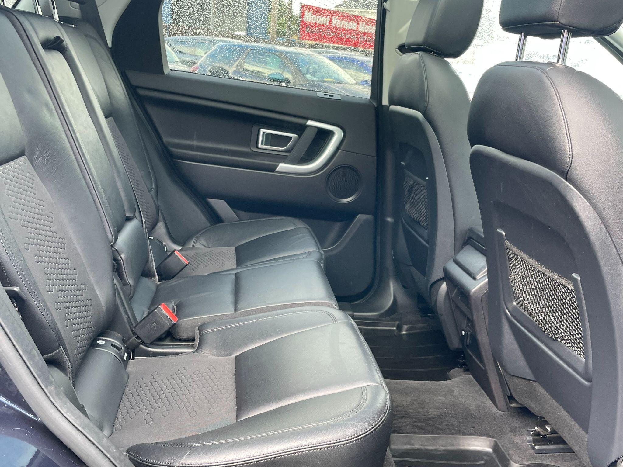 Land Rover Discovery Sport view 21