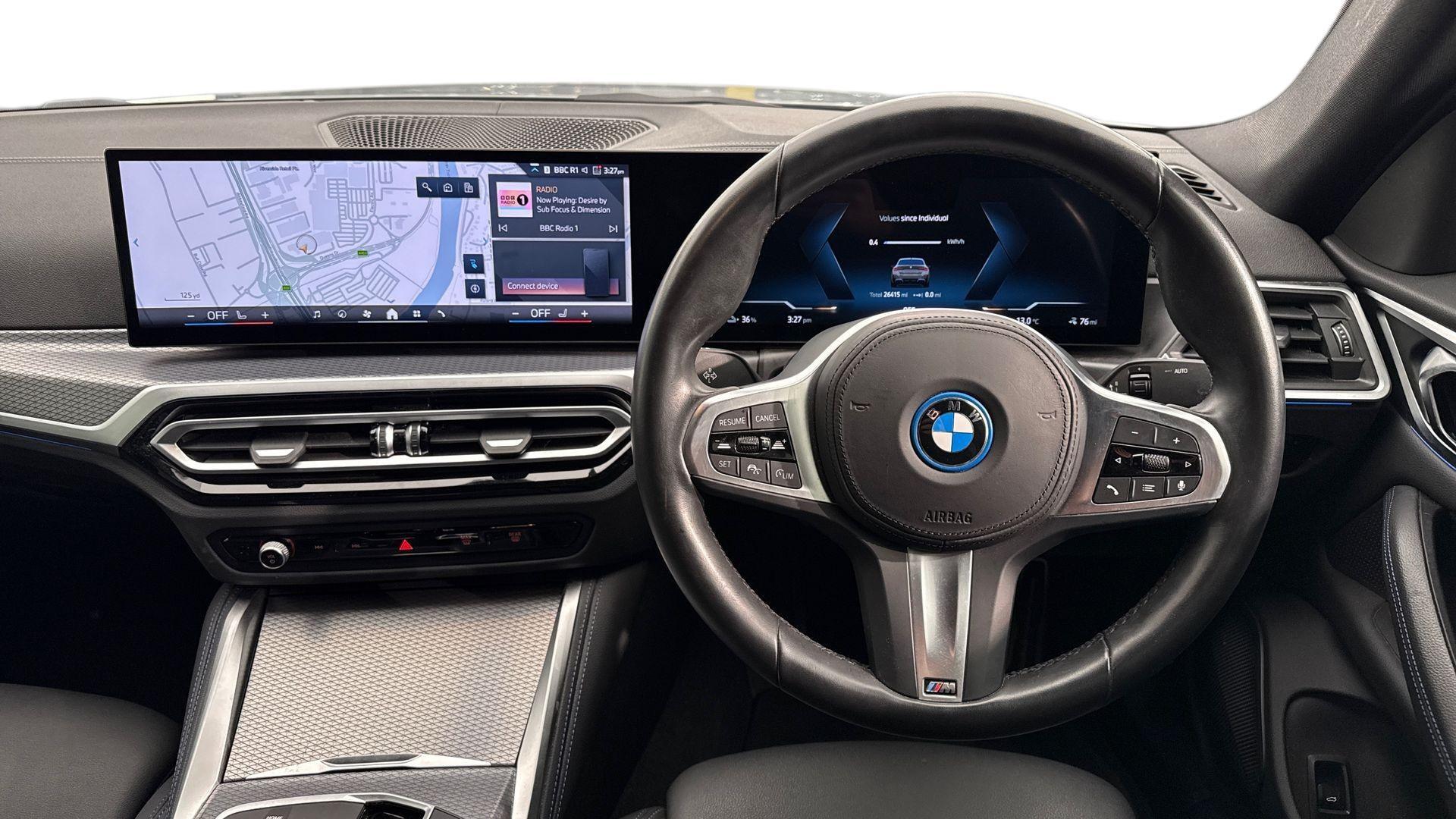 BMW i4 view 5