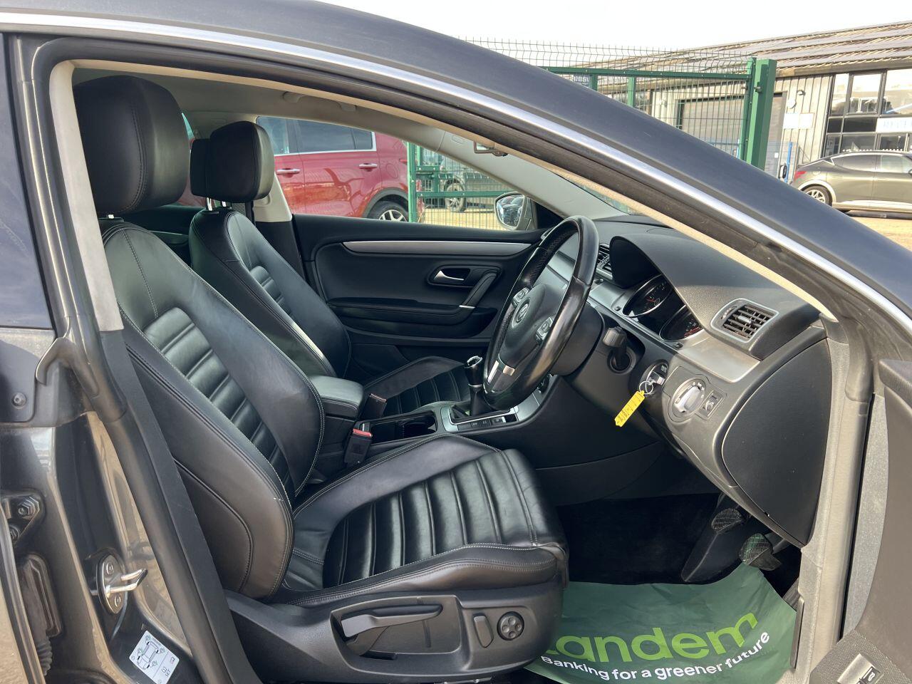 Volkswagen CC view 14