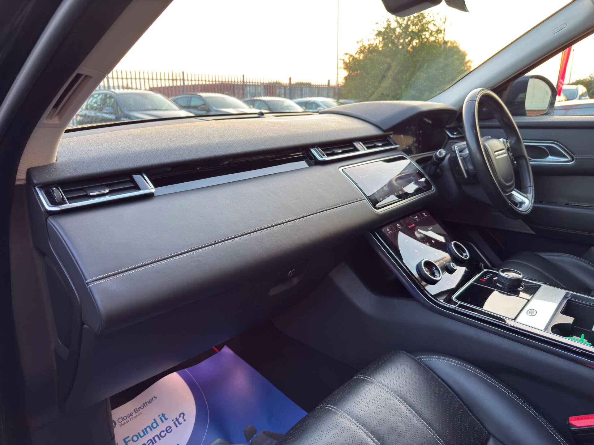 Land Rover Range Rover Velar view 30