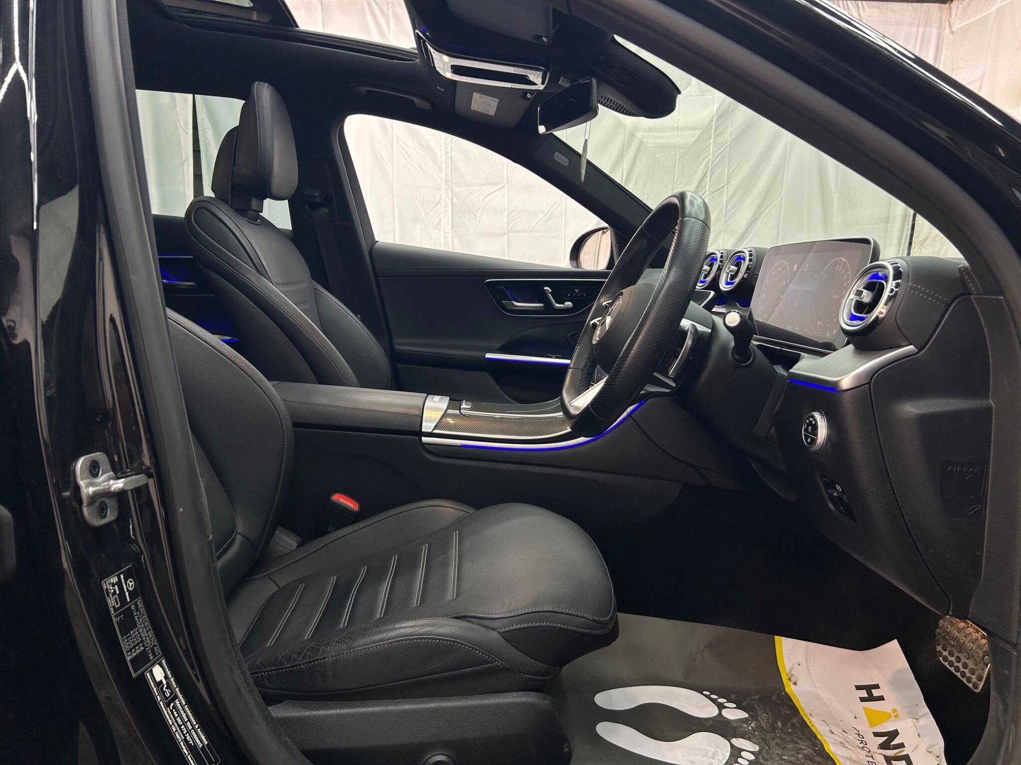 Mercedes-Benz C-Class view 20