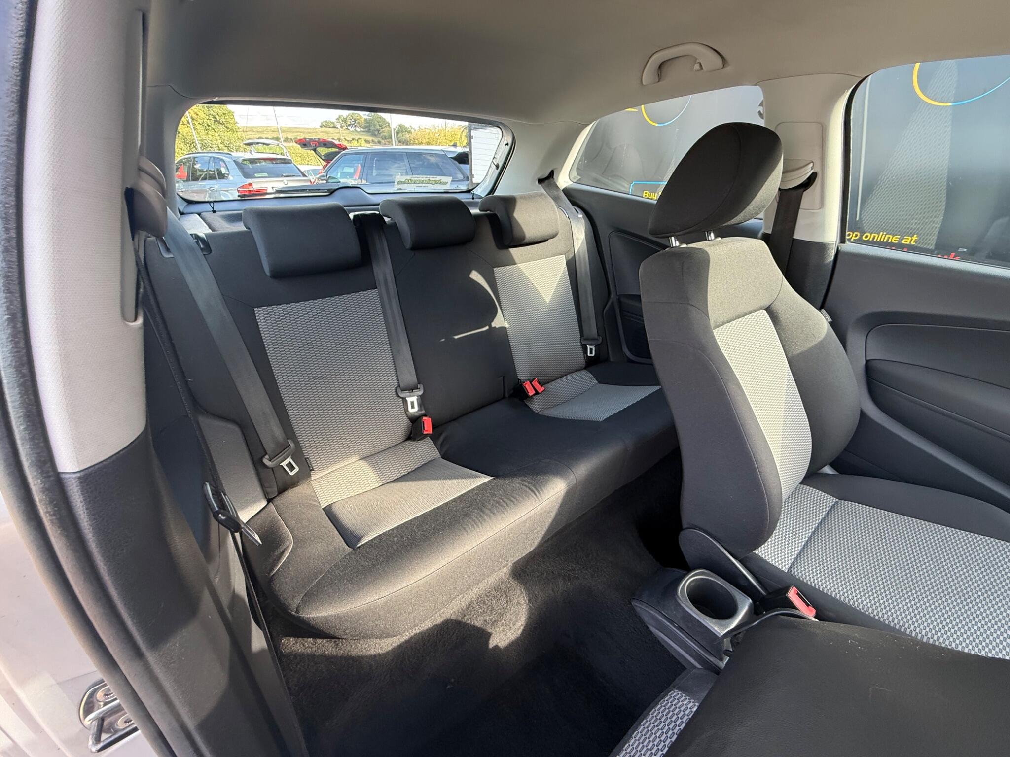 Volkswagen Polo view 21
