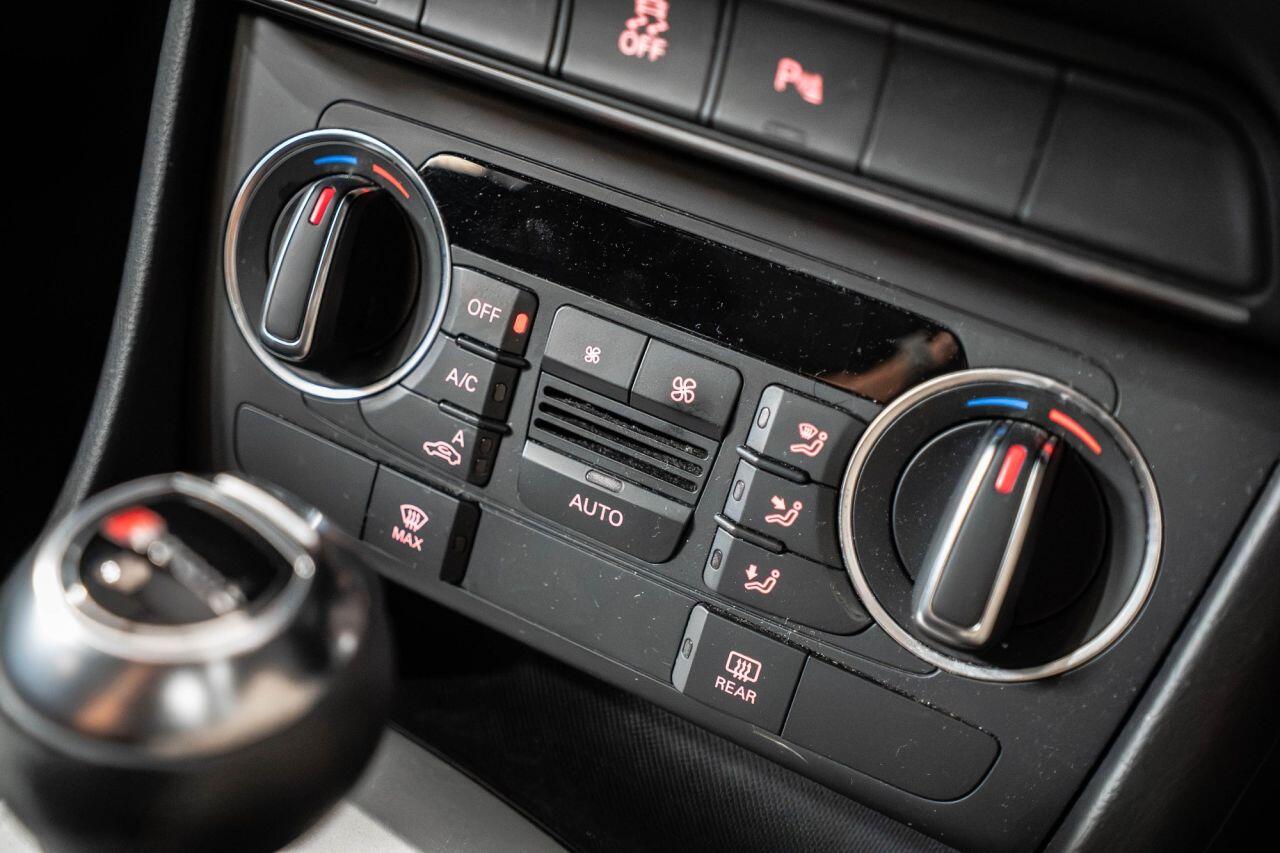 Audi Q3 view 37