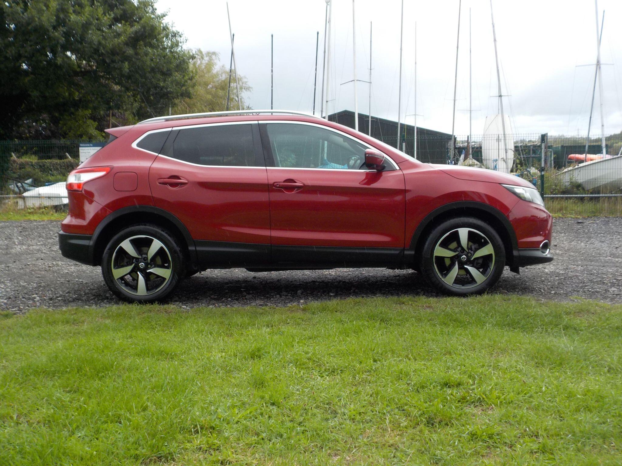 Nissan Qashqai 1.5 dCi n-tec+ 2WD Euro 5 (s/s) 5dr