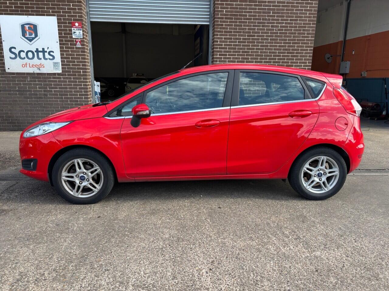 Ford Fiesta view 4