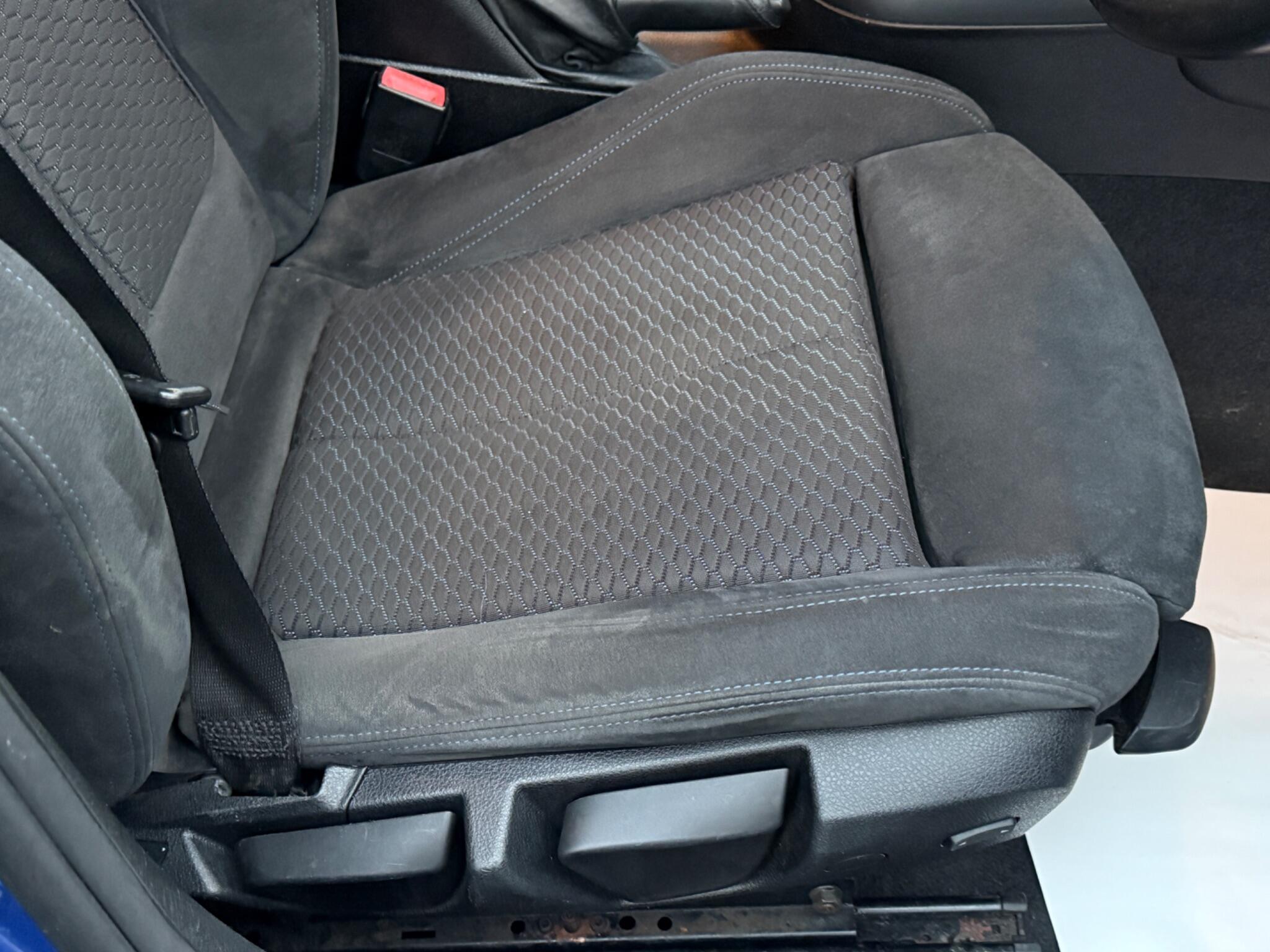 BMW 1 Series - Image 32