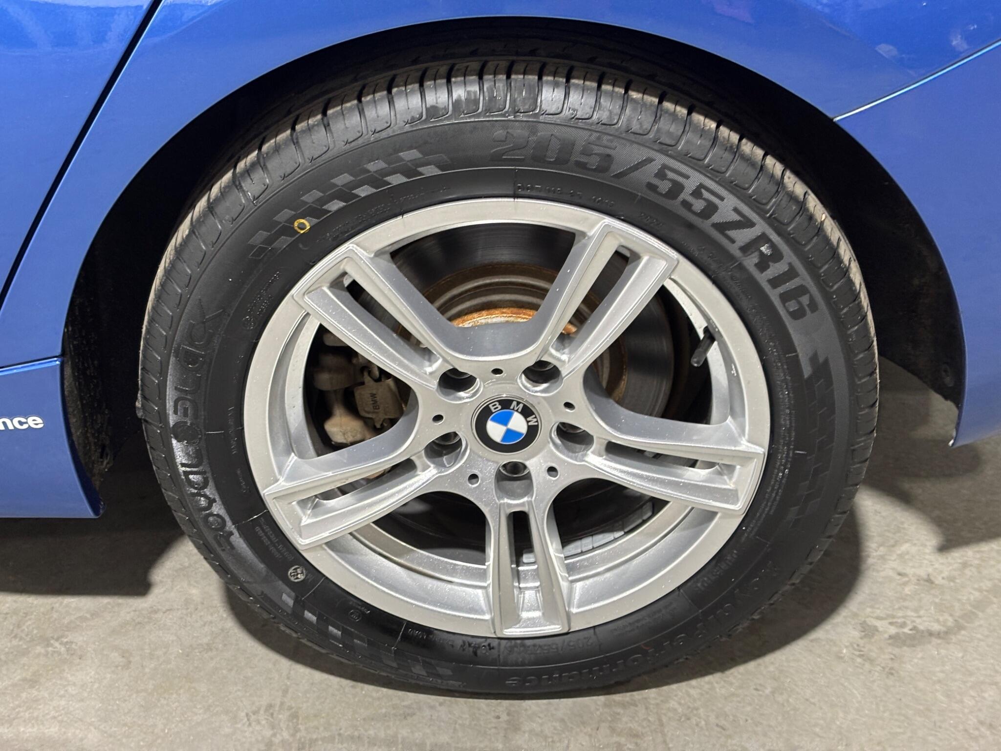 BMW 1 Series view 67