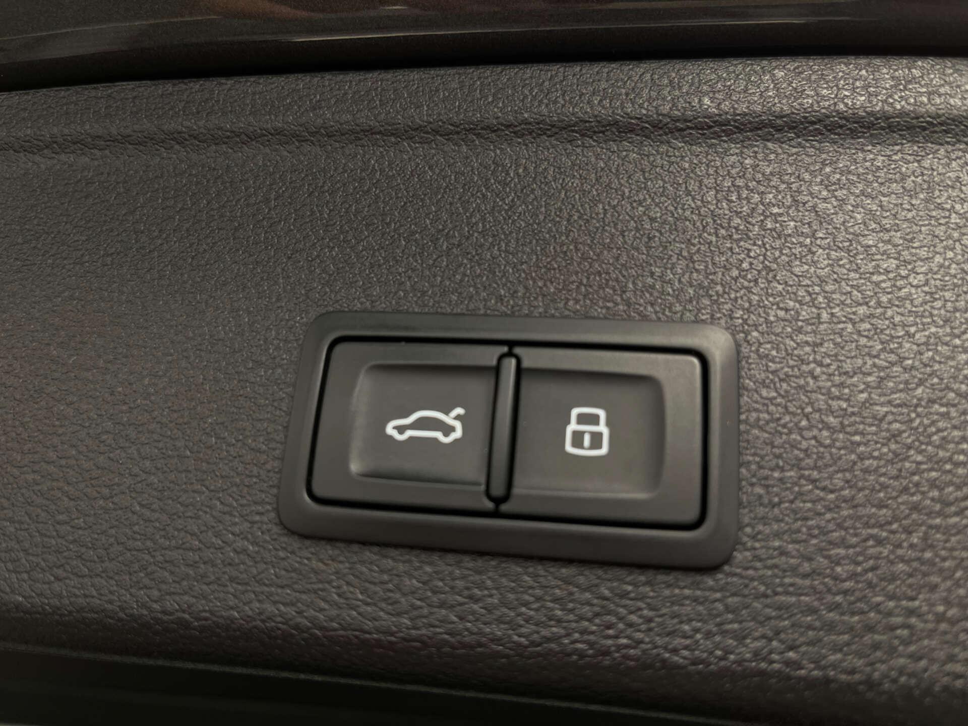 Audi S4 Avant view 38