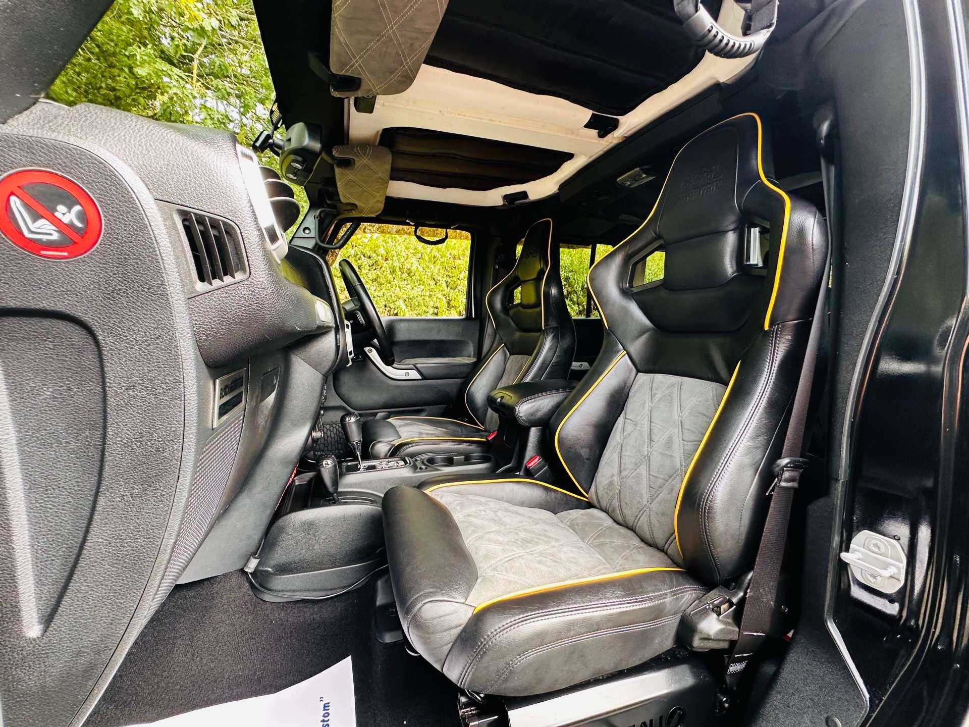 Jeep Wrangler view 10