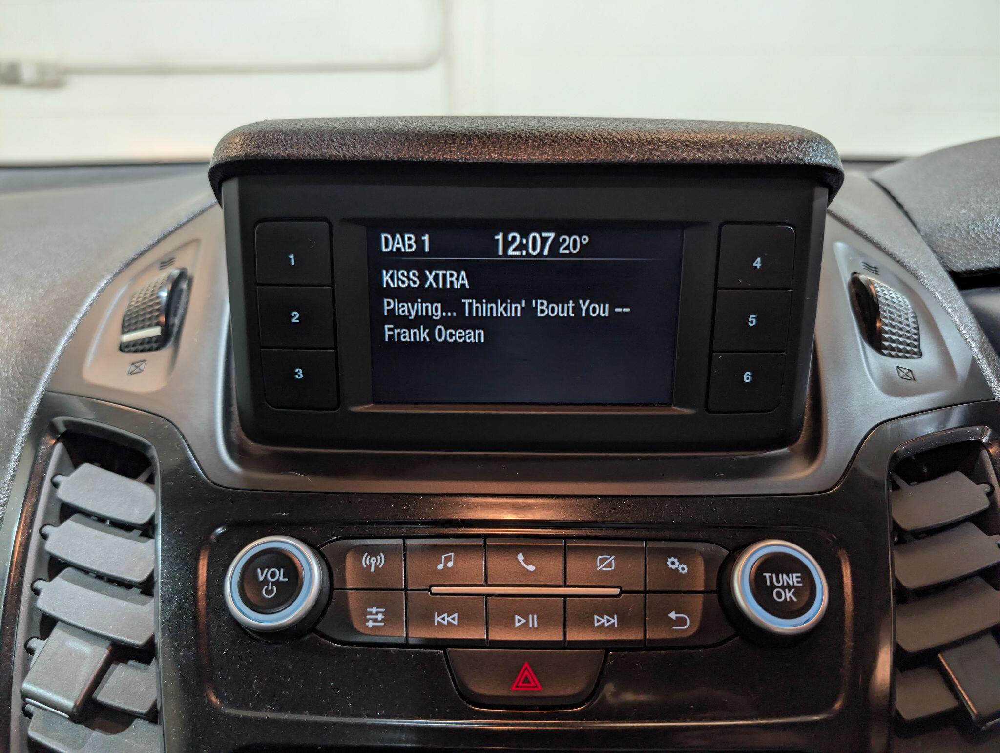 Ford Grand Tourneo Connect view 51