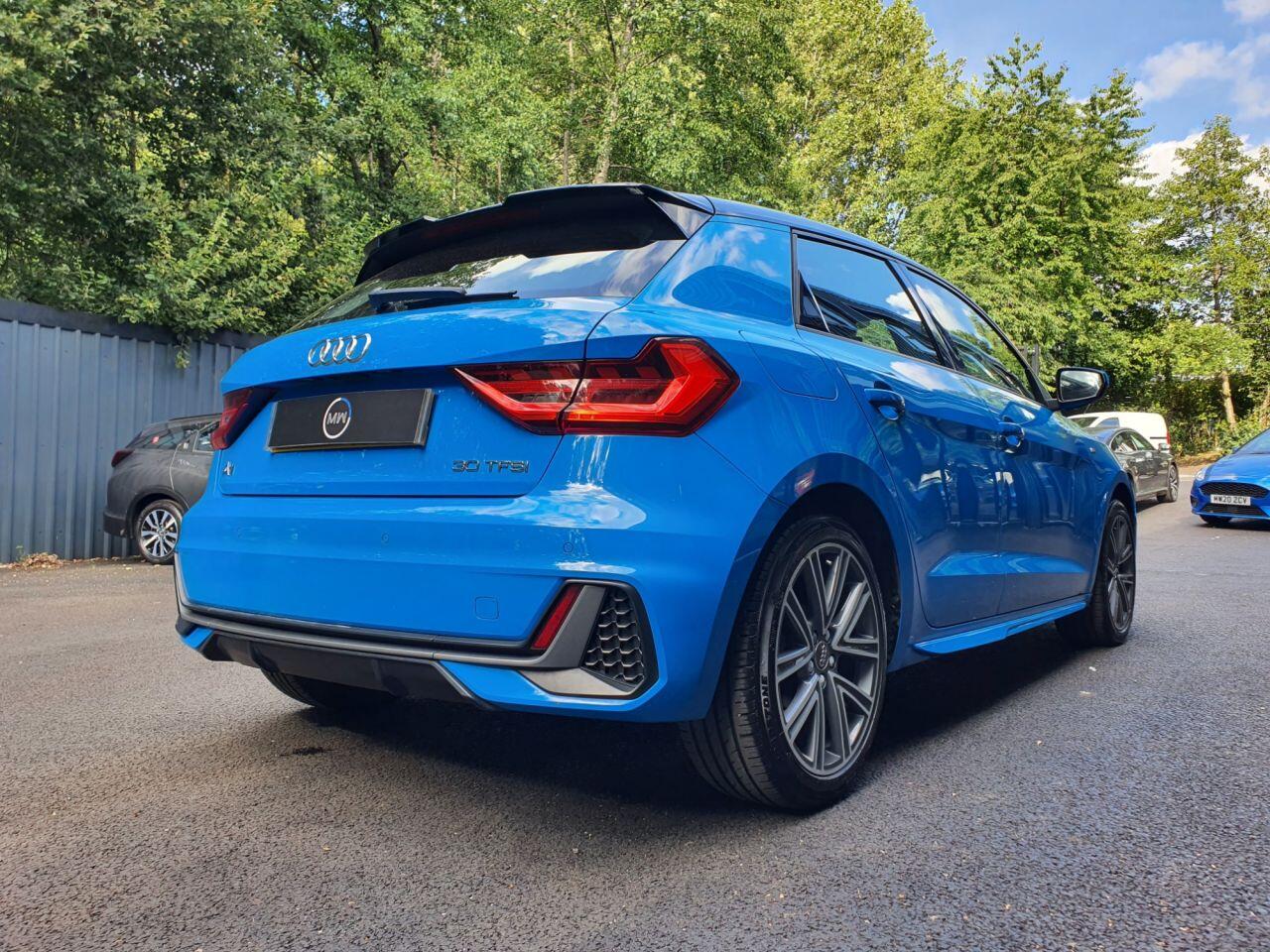 Audi A1 view 6