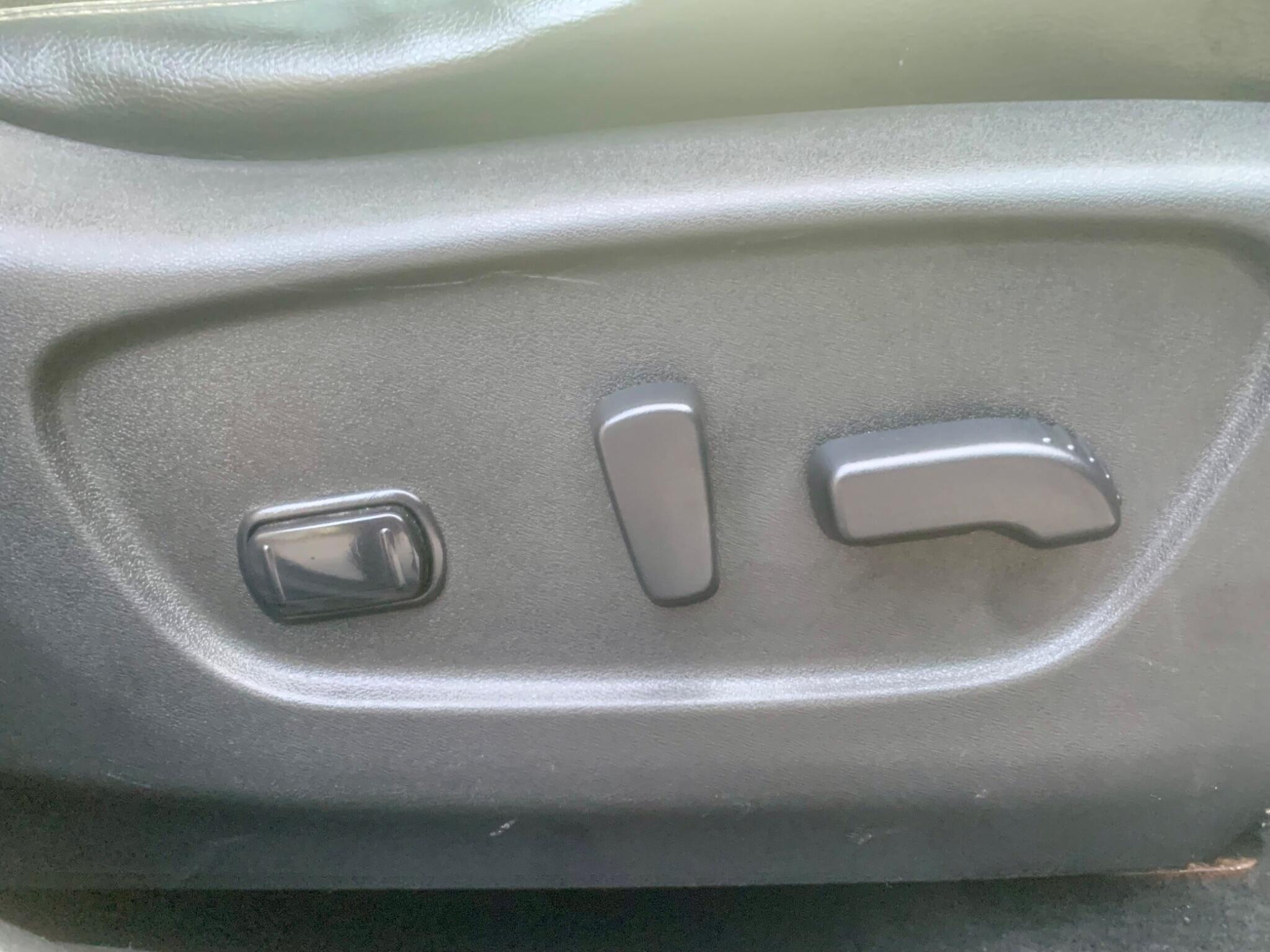 Nissan X-Trail view 21
