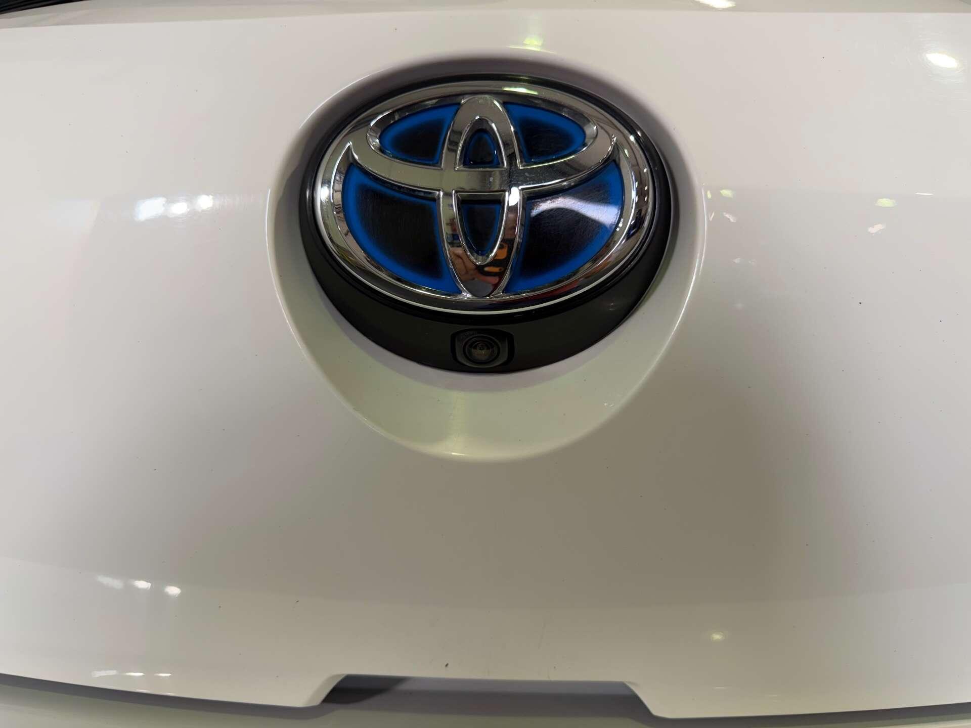 Toyota Corolla view 11