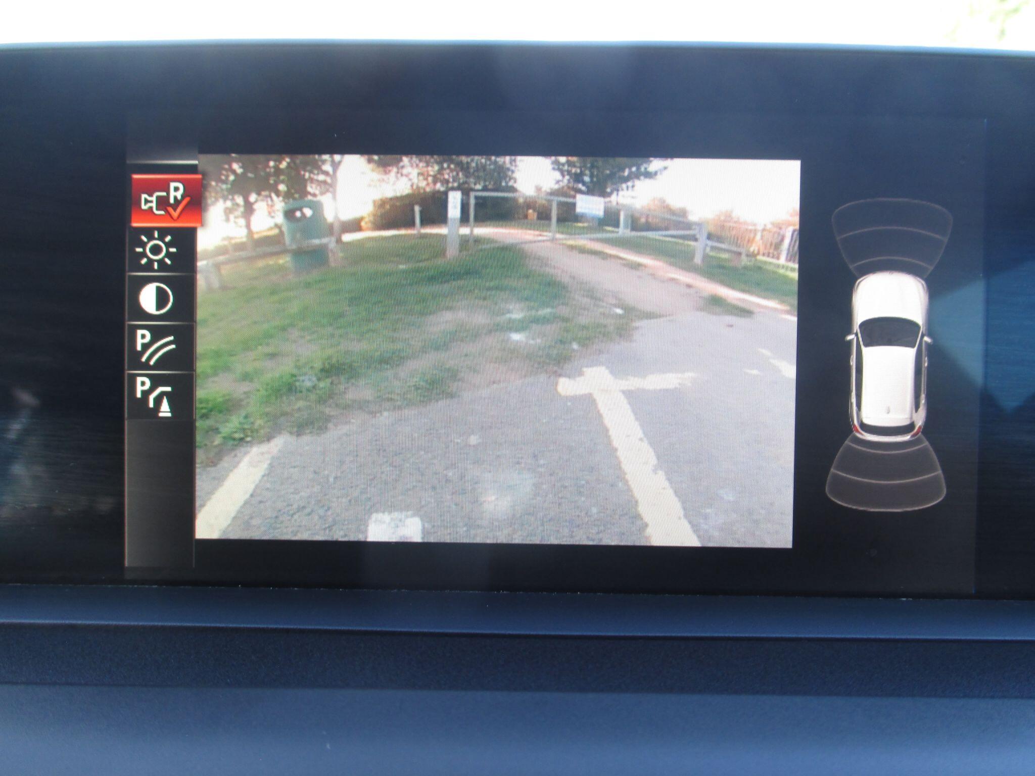 BMW 1 Series view 40