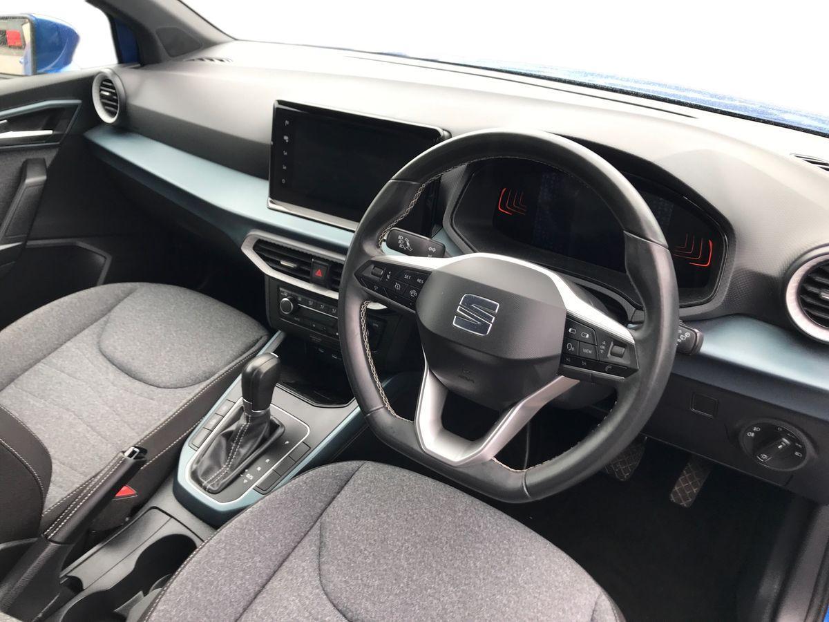 SEAT Arona view 3