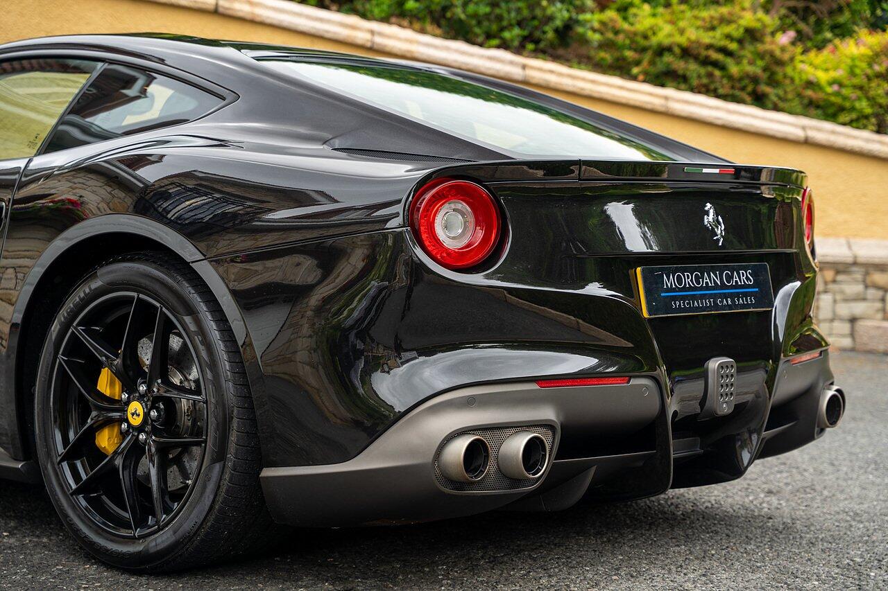 Ferrari F12 view 10
