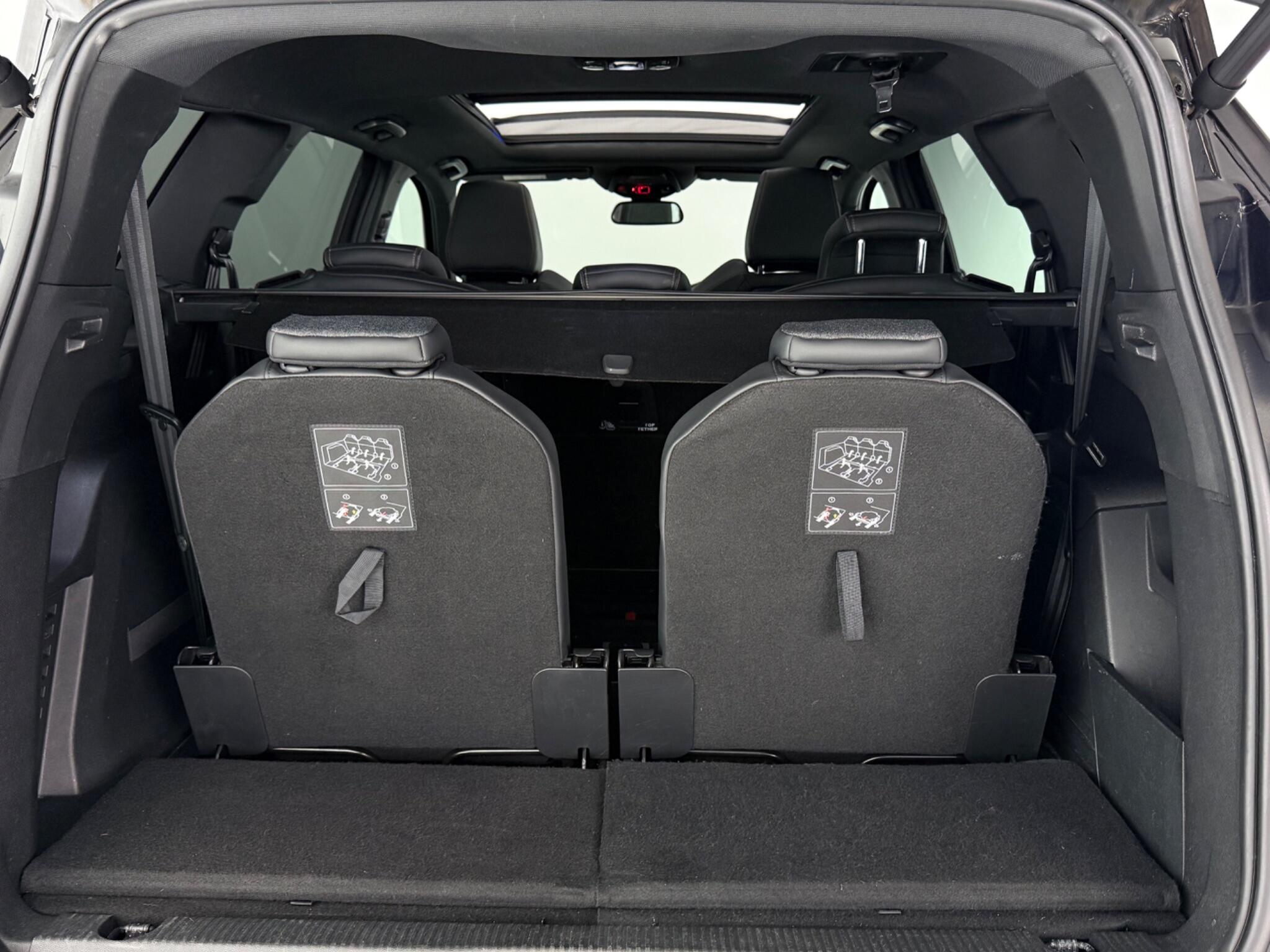 Peugeot 5008 view 10